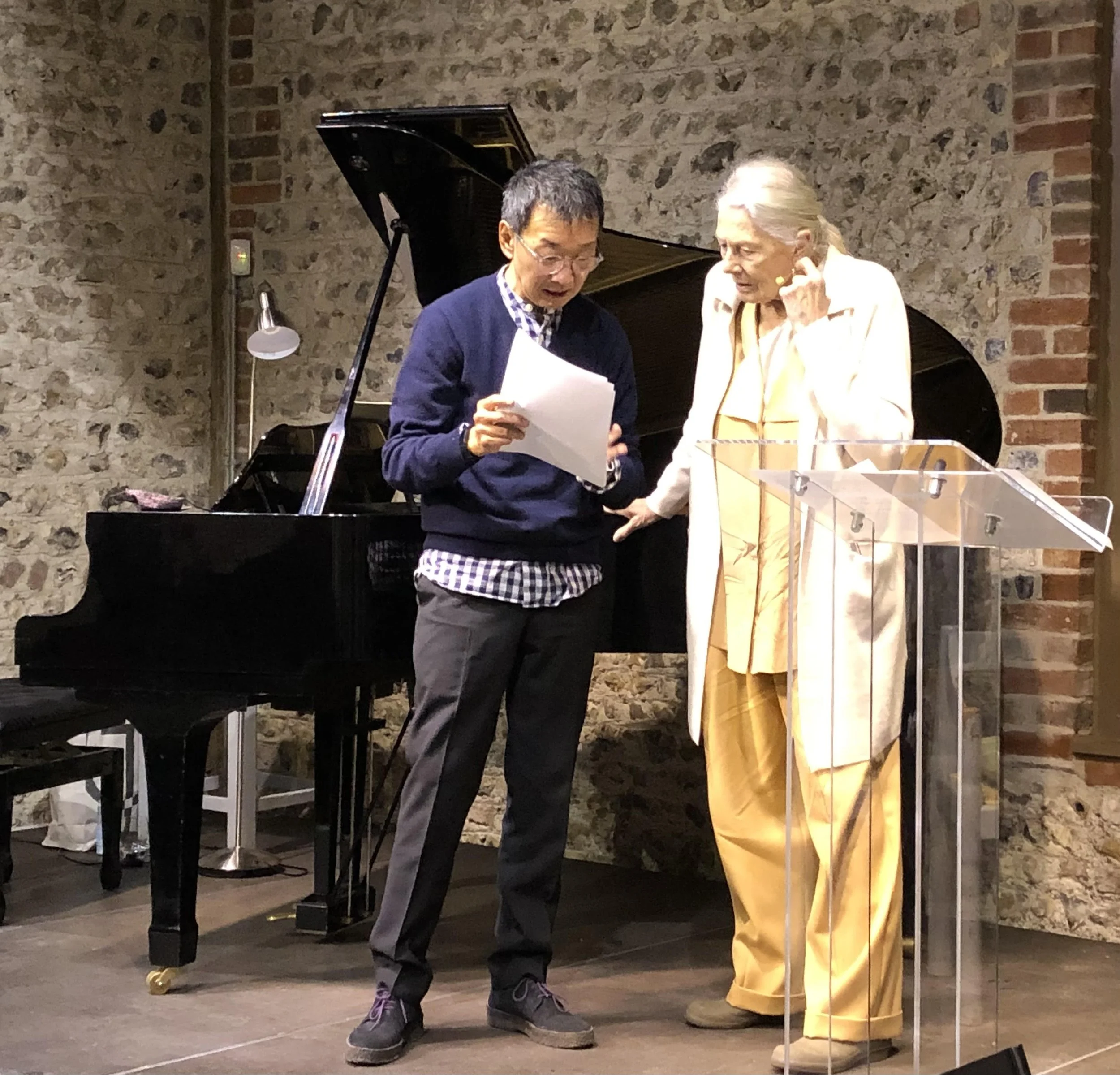 Melvyn Tan with Dame Vanessa Redgrave for Music and Word: A Season in Granada at Charleston, 2021.