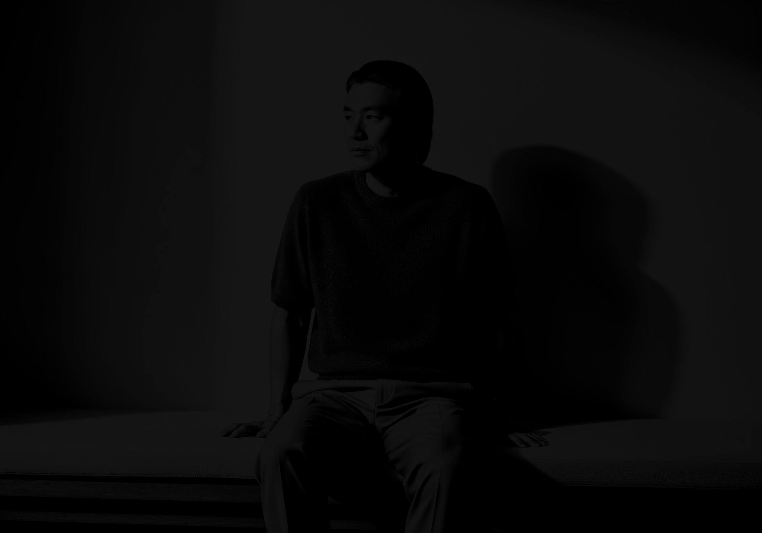 Portret van audio engineer en producer Sammy Merayah bij Voxtudio.