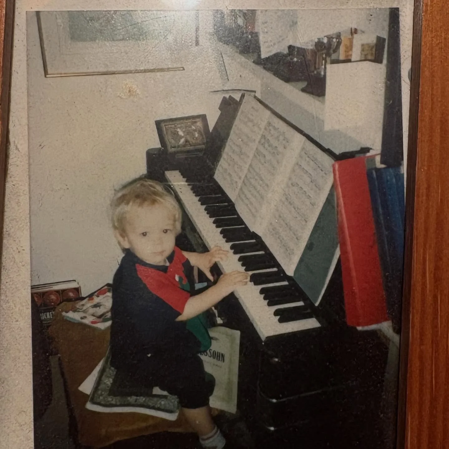 Just sent out an email update to subscribers of my mailing list with some new free VGM tracks, including a Game Boy chiptune and selections from my packs for Metroidvanias and cozy games. If you haven't subscribed yet, hit the link in my bio and you 