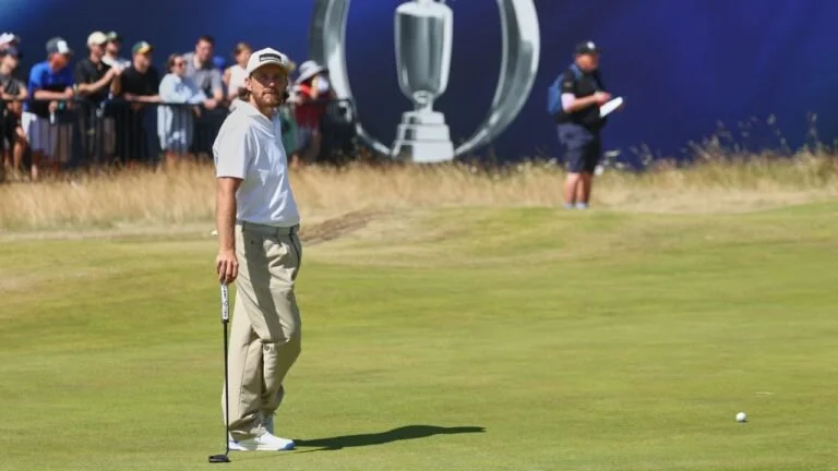 Fleetwood à Birkdale: tout Southport sur les épaules