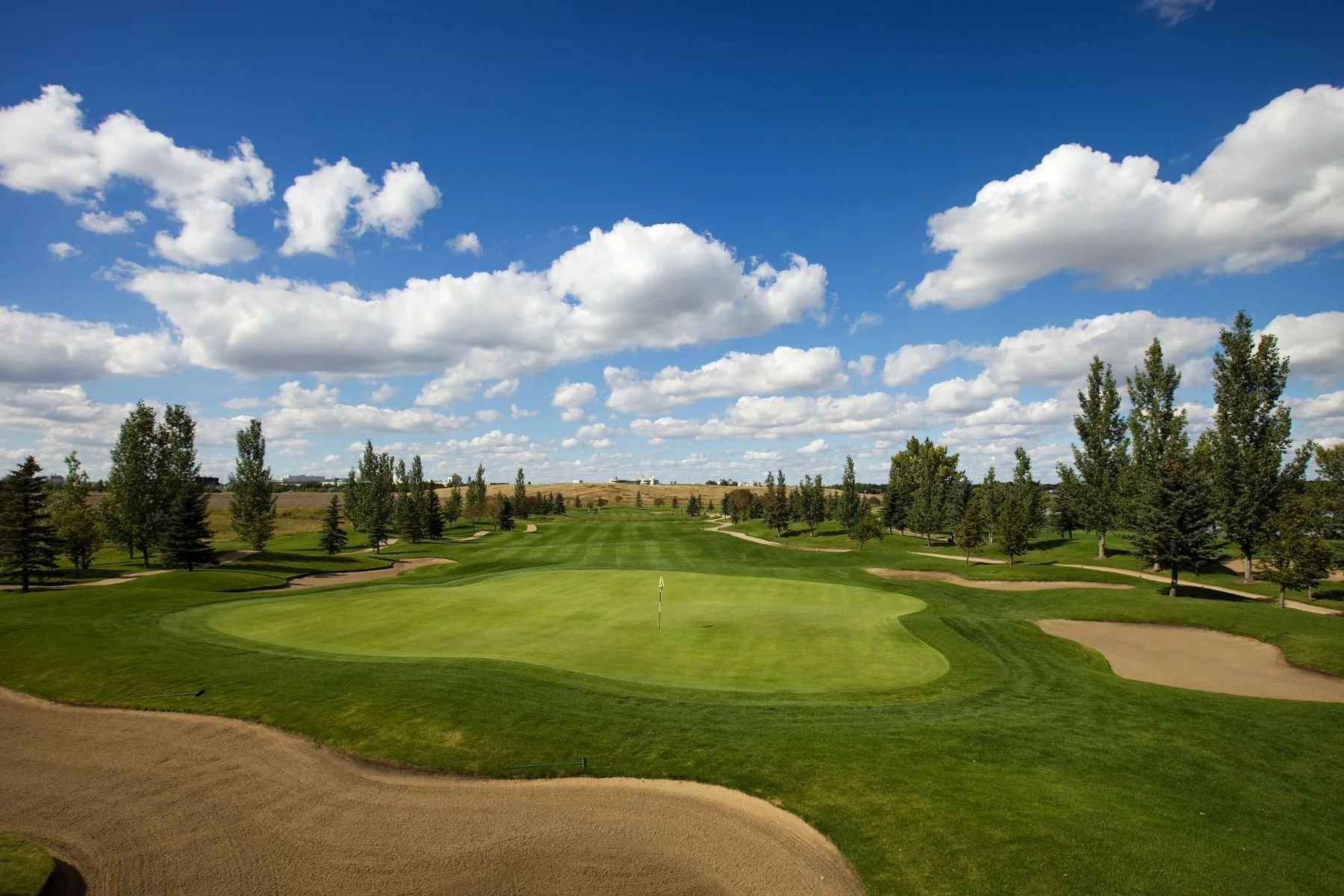 Championnats juniors canadiens : Zixuan Tan co-meneuse à Caledon, Charly Pinel dans le top 10 à Regina