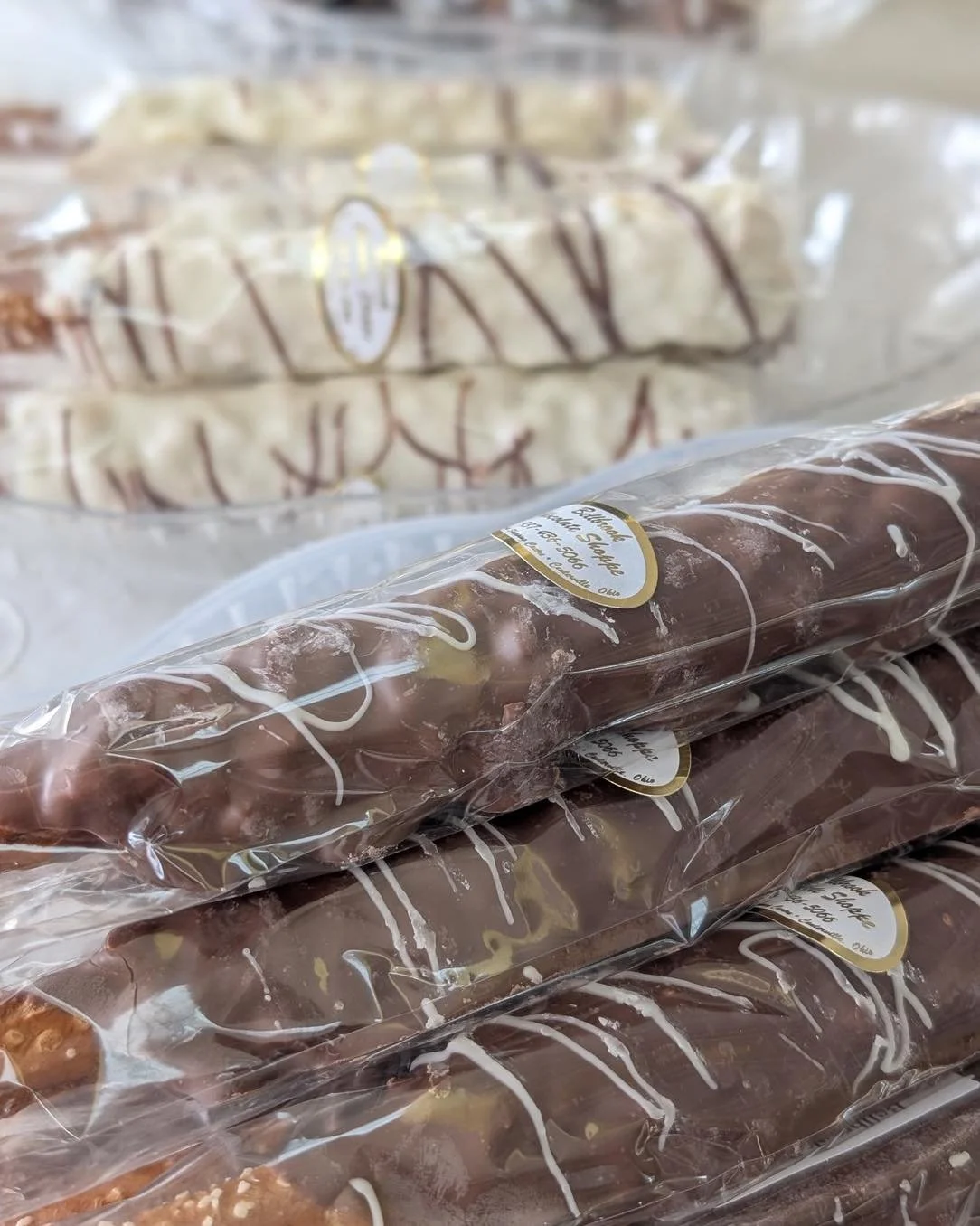 A little salty &amp; a little sweet! 
.
.
#bellbrookchocolateshoppe #bellbrookchocolates #bellbrookpretzels #familybusiness #2ndstreetmarket #centerville #dayton #ohioymca