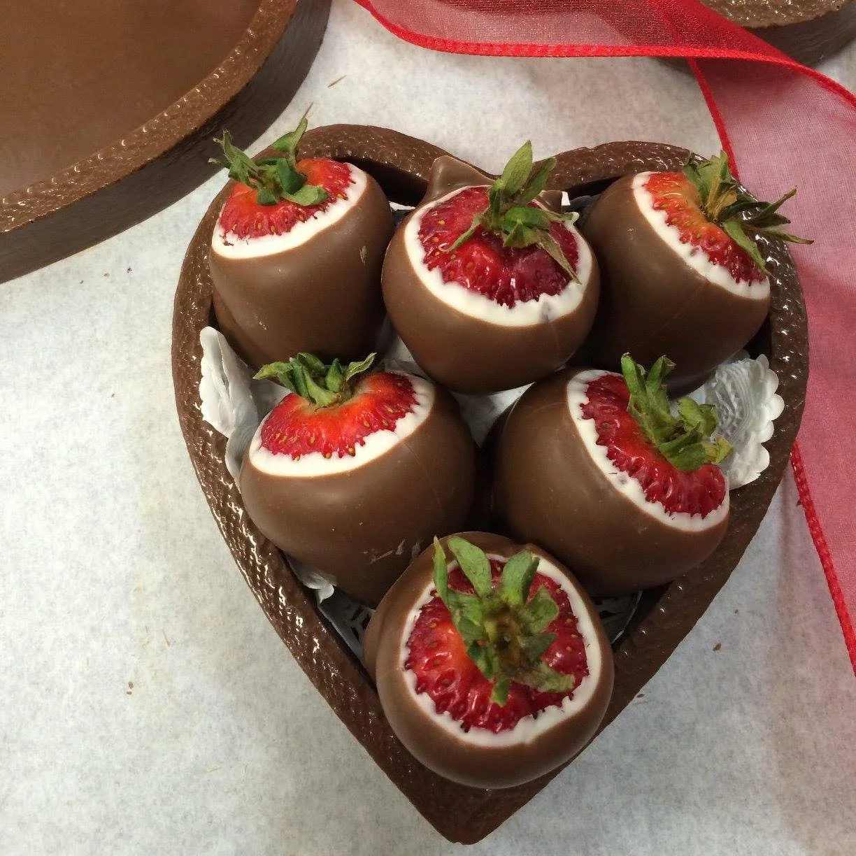 Mother&rsquo;s Day is looking extra sweet this year ❤️🍓

Our beautiful chocolate heart base filled with our double dipped strawberries is the perfect treat for Mom or any mother figure you&rsquo;re celebrating this weekend!

These special Mother&rsq