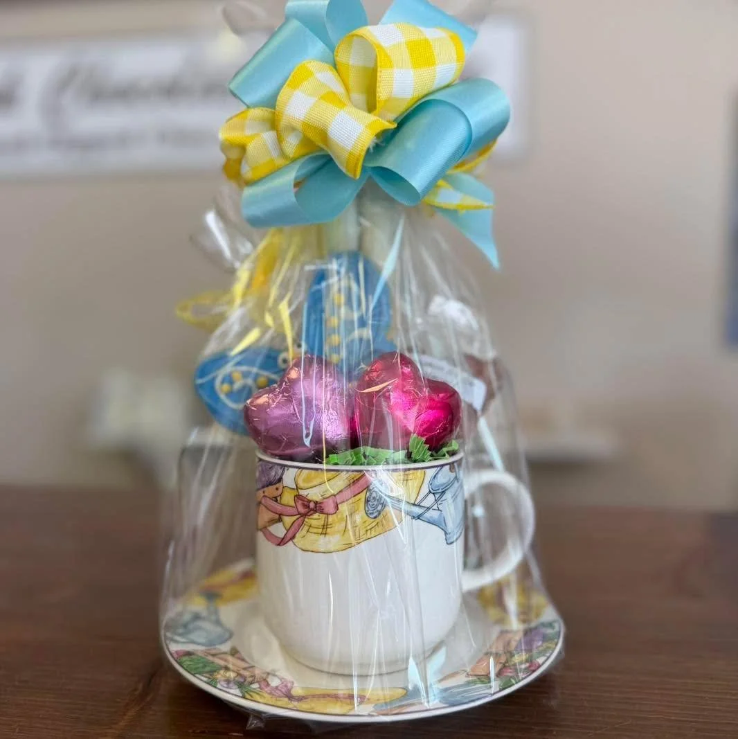 Make Mom&rsquo;s Day Extra Sweet!

Mother&rsquo;s Day is right around the corner, and nothing says &ldquo;I love you&rdquo; quite like Bellbrook Chocolates. 
.
.
#bellbrookchocolateshoppe #bellbrookchocolates #heavenlyhanddippedchocolates #auntlauras
