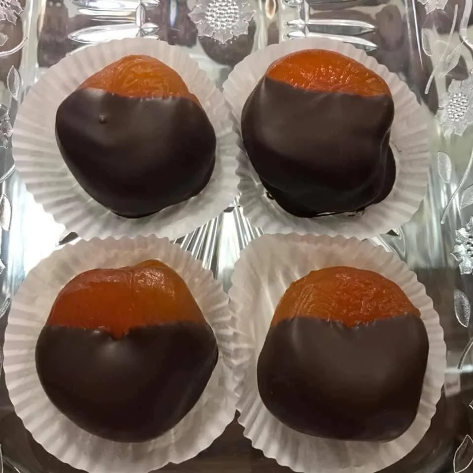 Plump apricots hand-dipped into our signature Bellbrook Chocolate....pure perfection!!! 
.
.
#bellbrookchocolateshoppe #bellbrookchocolates #heavenly #handdipped #chocolate #fruit #centerville #ohio