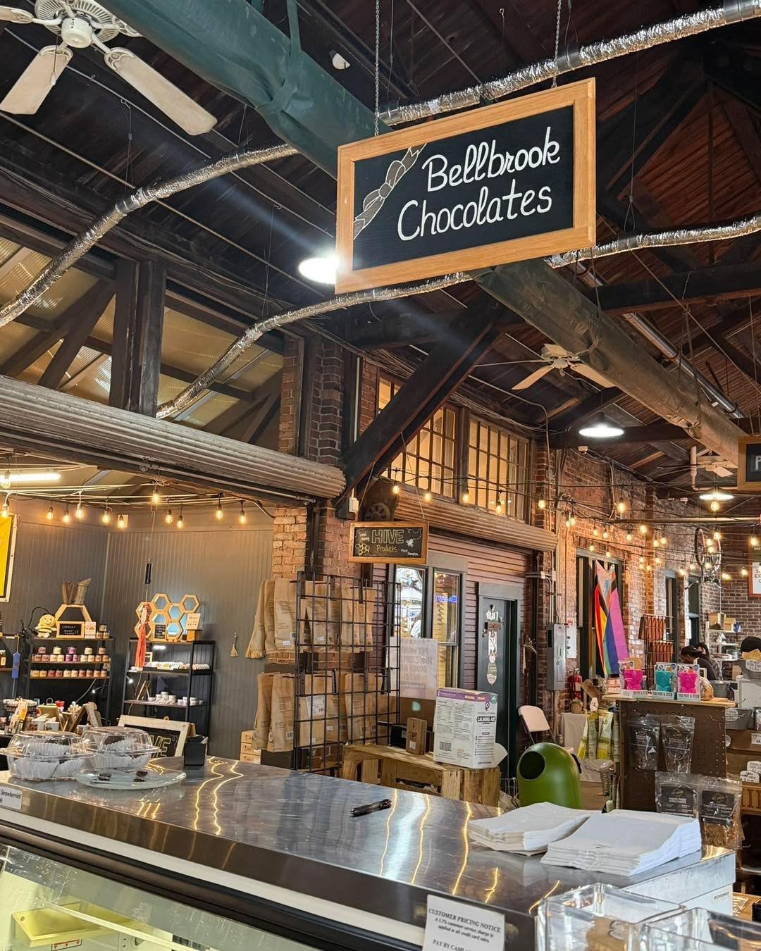 Come see us today at the 2nd Street Market!
.
.
#bellbrookchocolateshoppe #bellbrookchocolates #heavenly #handmade #chocolates #2ndstreetmarketdayton #shoplocal #shopsmall #dayton #ohio