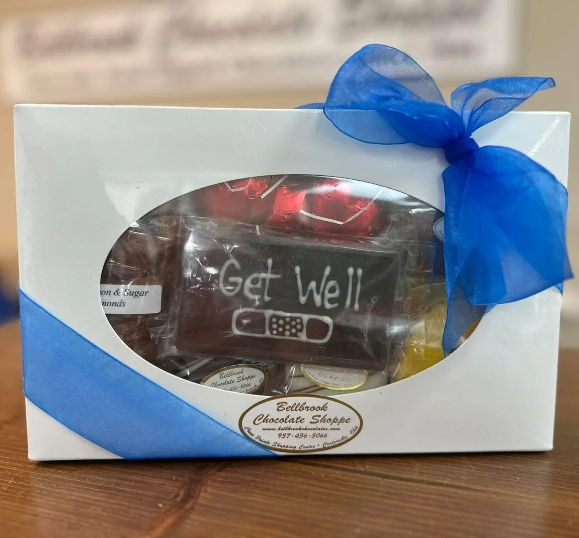 Looking for the perfect get-well gift?

A little chocolate can&rsquo;t cure everything, but it can certainly brighten someone&rsquo;s day. 
.
.
#bellbrookchocolateshoppe #bellbrookchocolates #heavenlyhanddippedchocolates #familybusiness #shoplocal #c