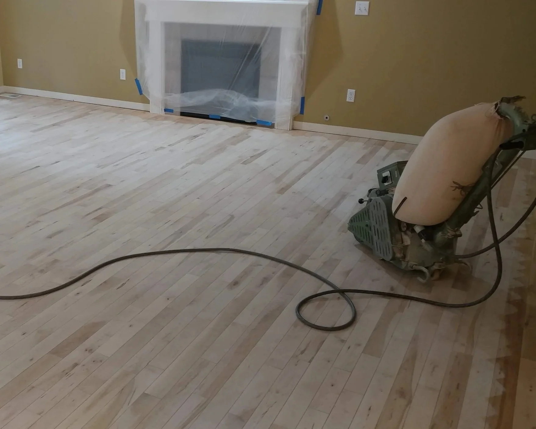 Expert Sanding & Refinishing