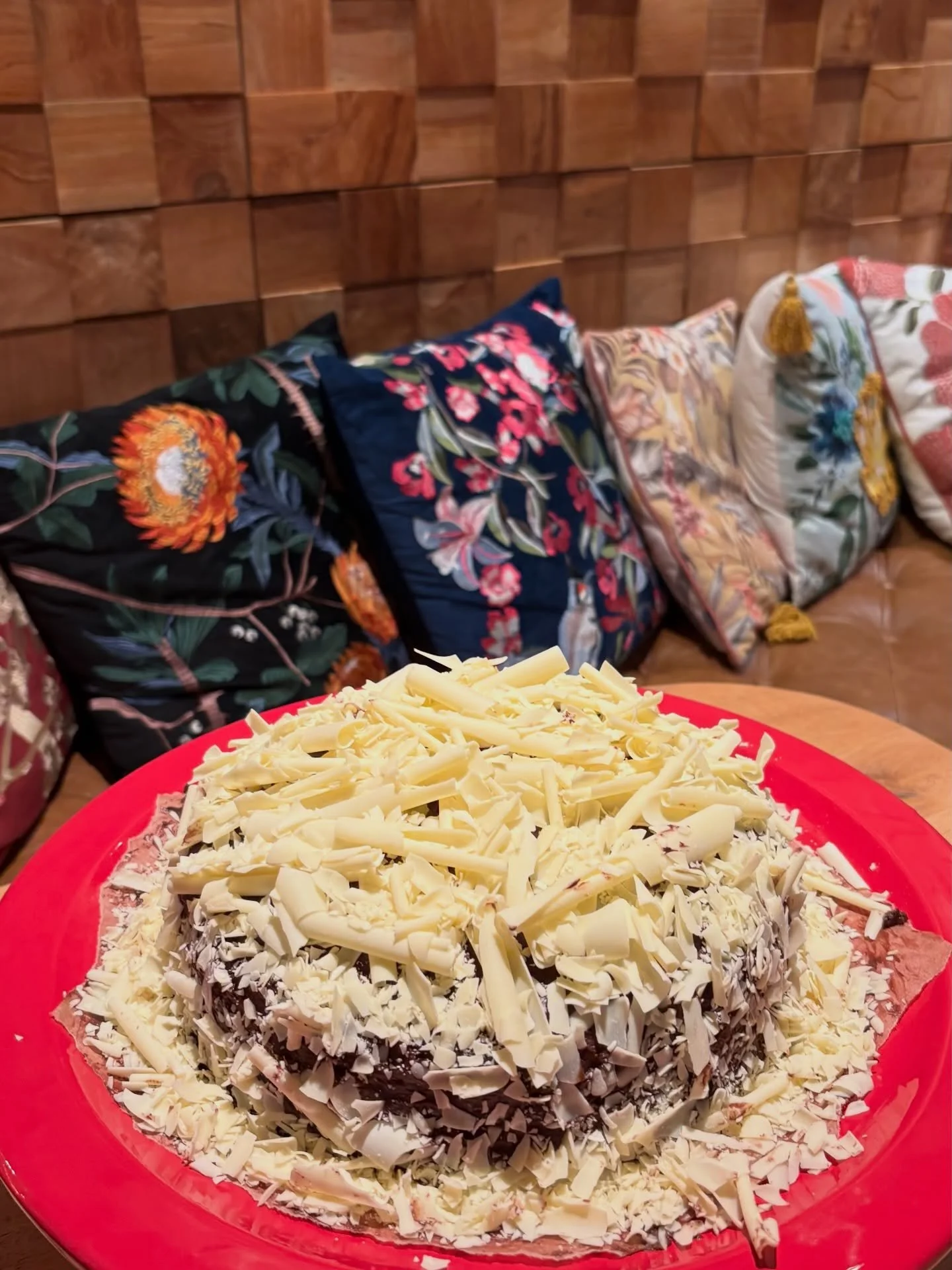 Frank is weer goed bezig geweest in de keuken!🍰Heerlijk huisgemaakte mudcake. Tot snel! mudcake #bakkenmetfrank