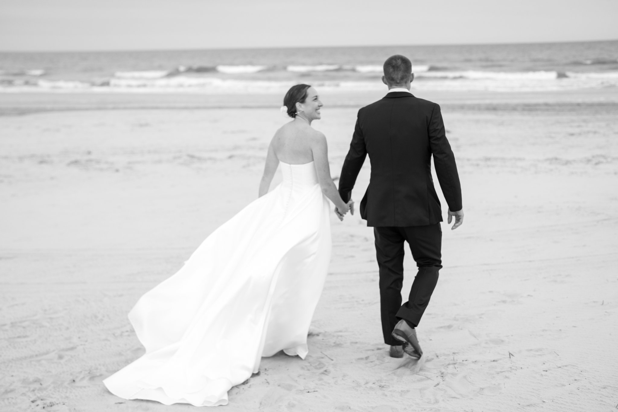Carpe-diem-design-studio-Avalon-beach-wedding-Icona.jpg
