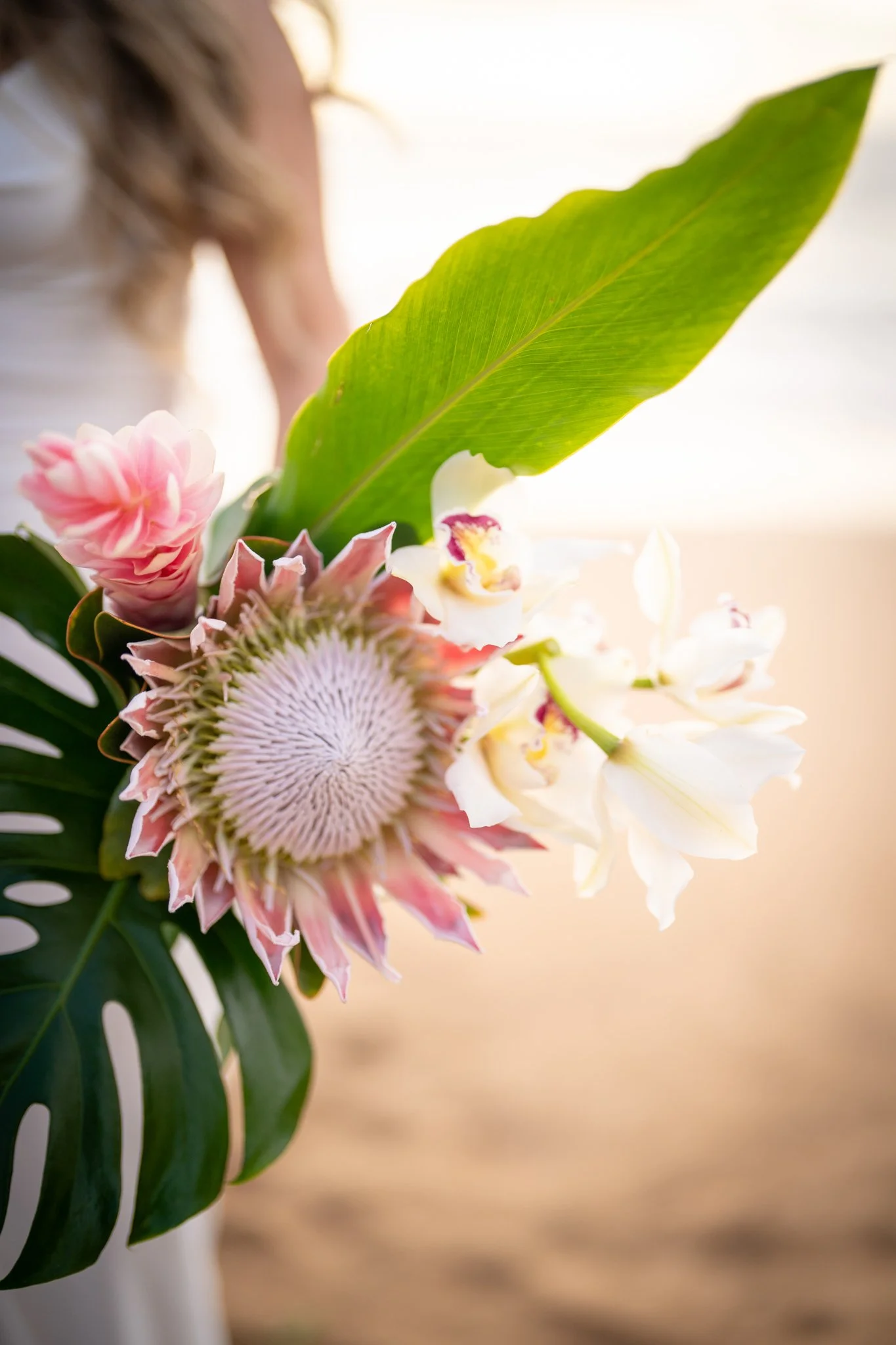 Carpe-diem-design-studio-Maui-elopement-beach-2024.jpg
