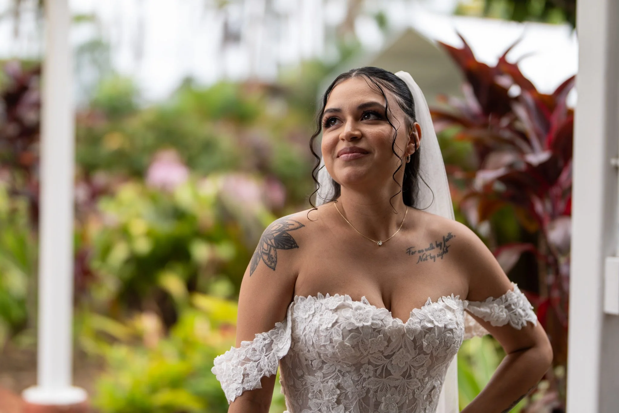 Hawaii-Wedding-Nani Mau Gardens-27.jpg