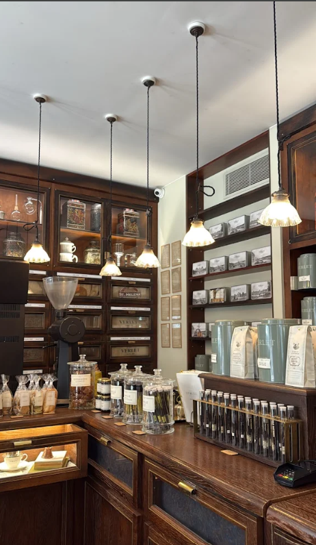 Old coffee roaster "Verlet". 256 Rue Saint-Honoré, 75001 Paris.