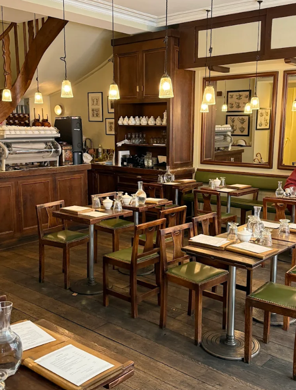 Old coffee roaster "Verlet". 256 Rue Saint-Honoré, 75001 Paris.