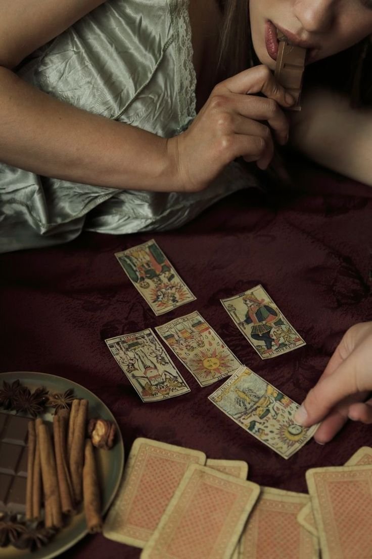DIVINATION