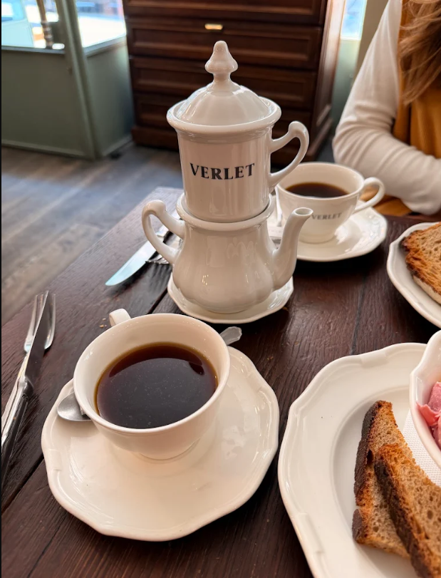 Old coffee roaster "Verlet". 256 Rue Saint-Honoré, 75001 Paris.