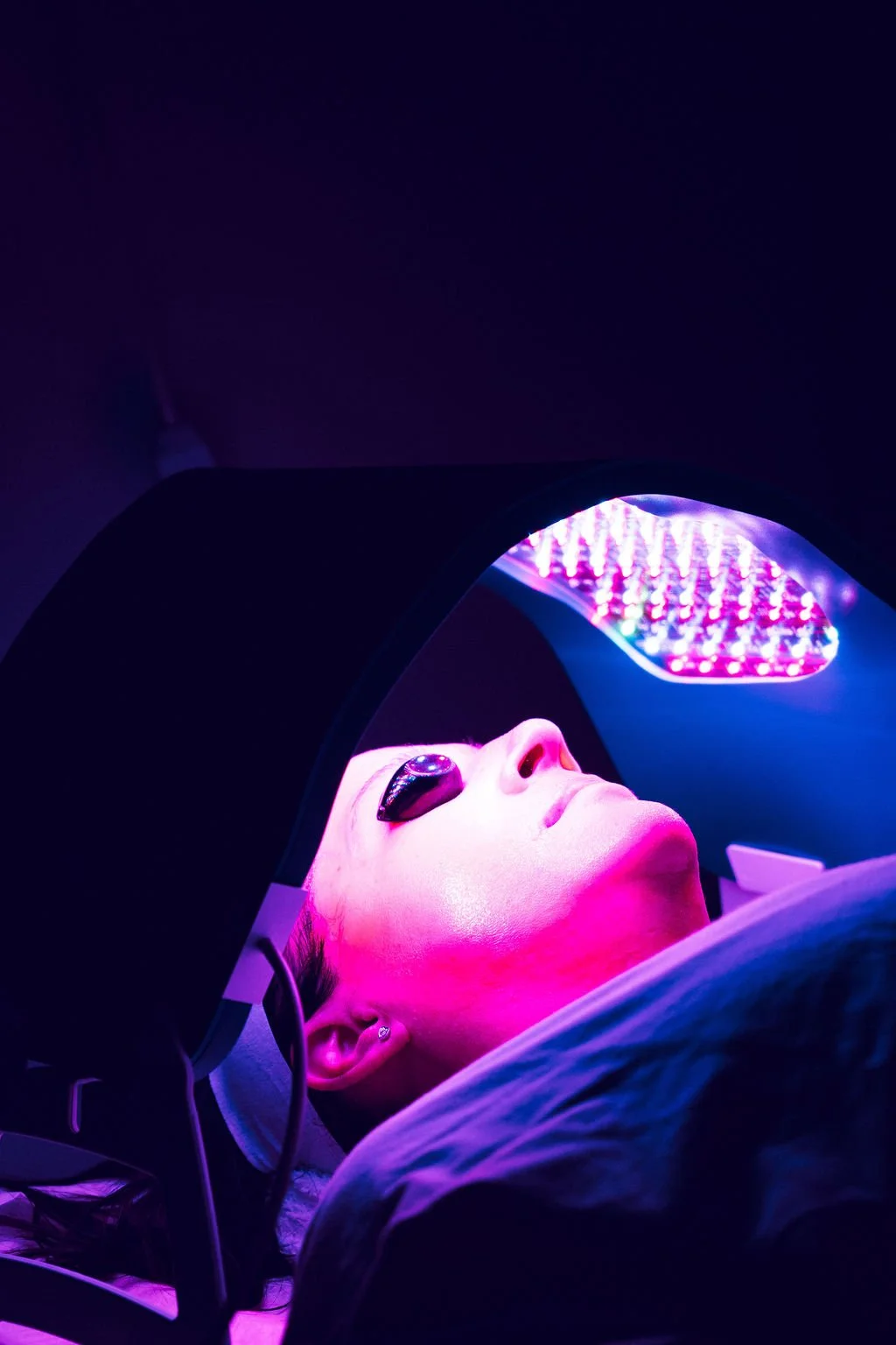 Patient receiving a safe skin rejuvenation treatment