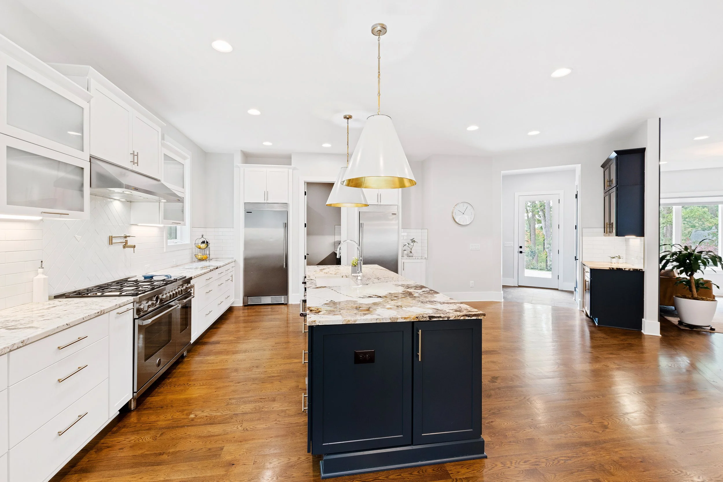 Kitchen 4.jpg