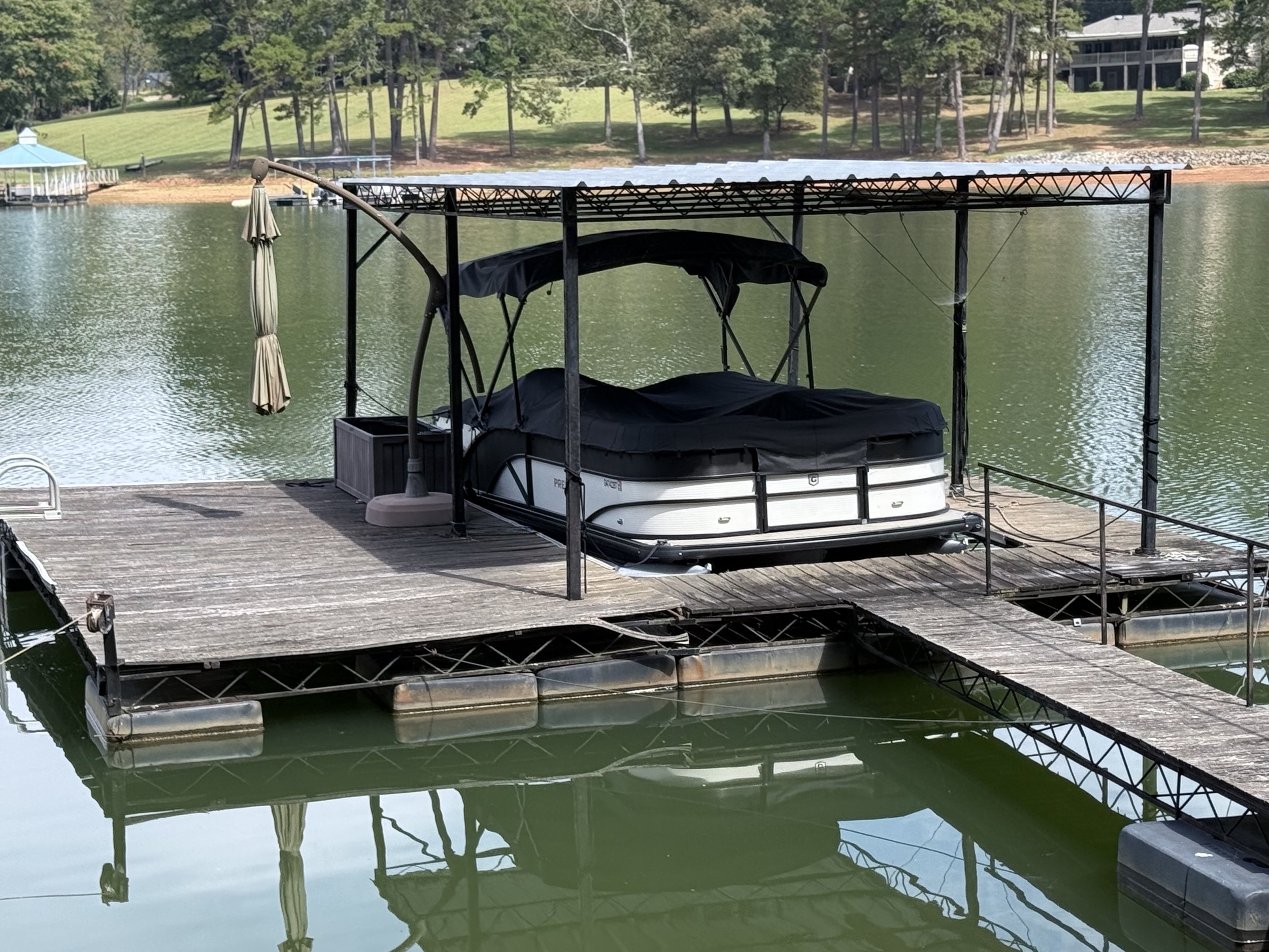 A-Pontoon boat.jpeg