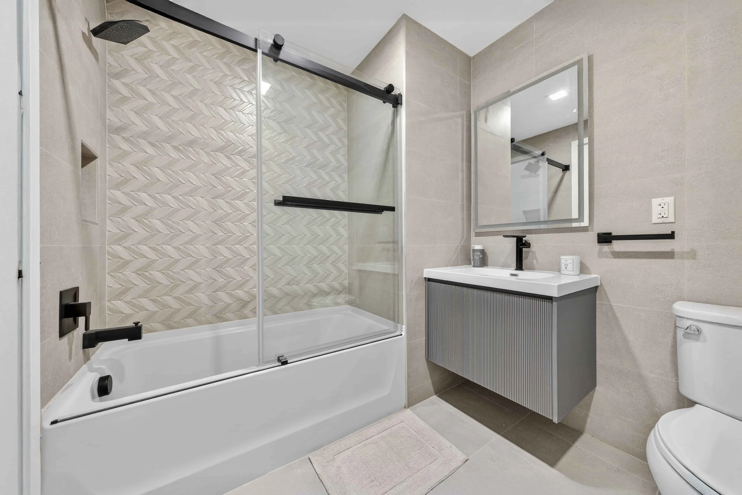 Singh Tower - Bathroom_02-WEB.jpg