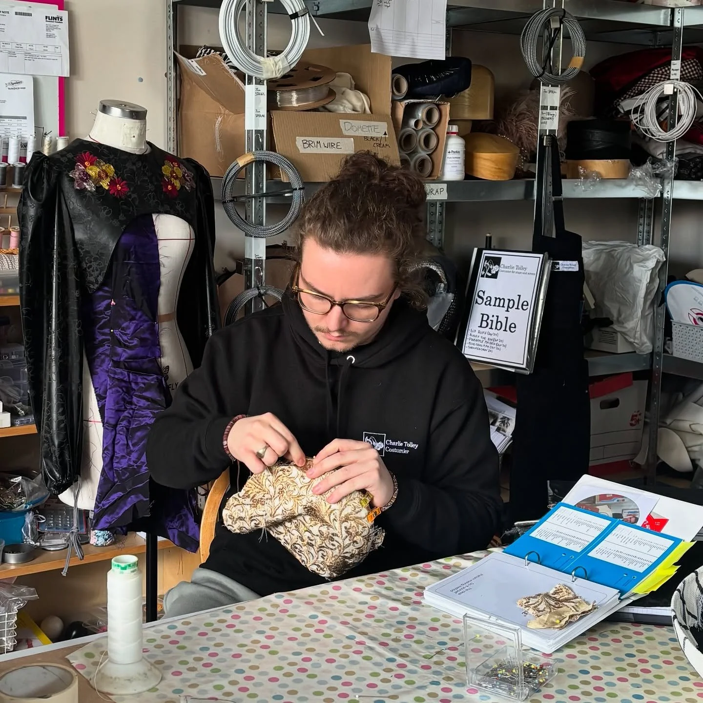 Beyond excited to announce I&rsquo;ll be part of the upcoming edition of the Homo Faber Fellowship.
 Alongside the incredible @saharmillinery , I&rsquo;ll take part in a unique seven-month sponsored professional integration programme designed for duo