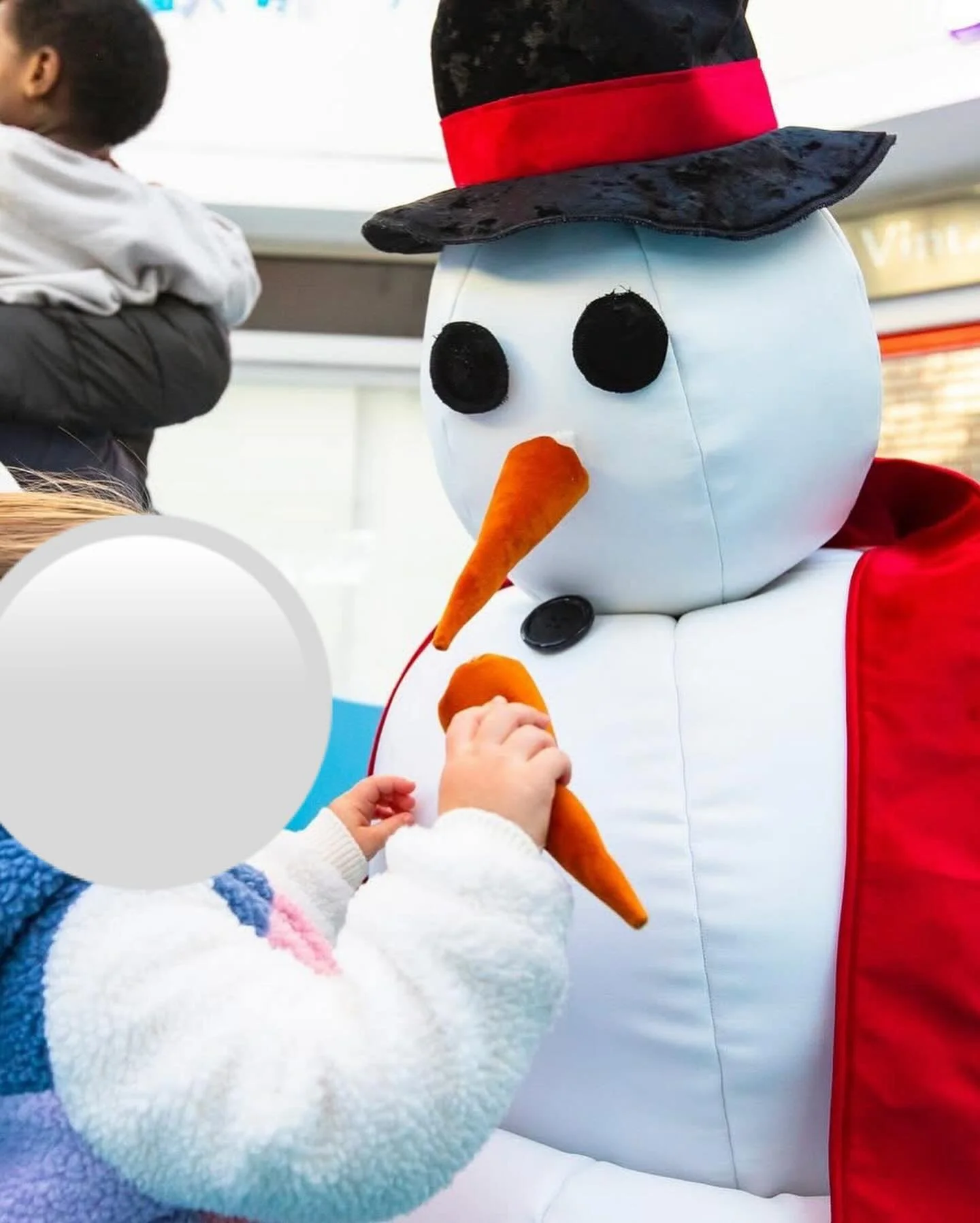 Wipe-clean, fire retardant, and adorable. Who else can say their snowmen fit all three??

Was great to get back into soft-prop and make these re-buildable snowmen for @mooandgooltd 

☃️🎄

That&rsquo;s all from Charlie Tolley Costumier in 2024, reach