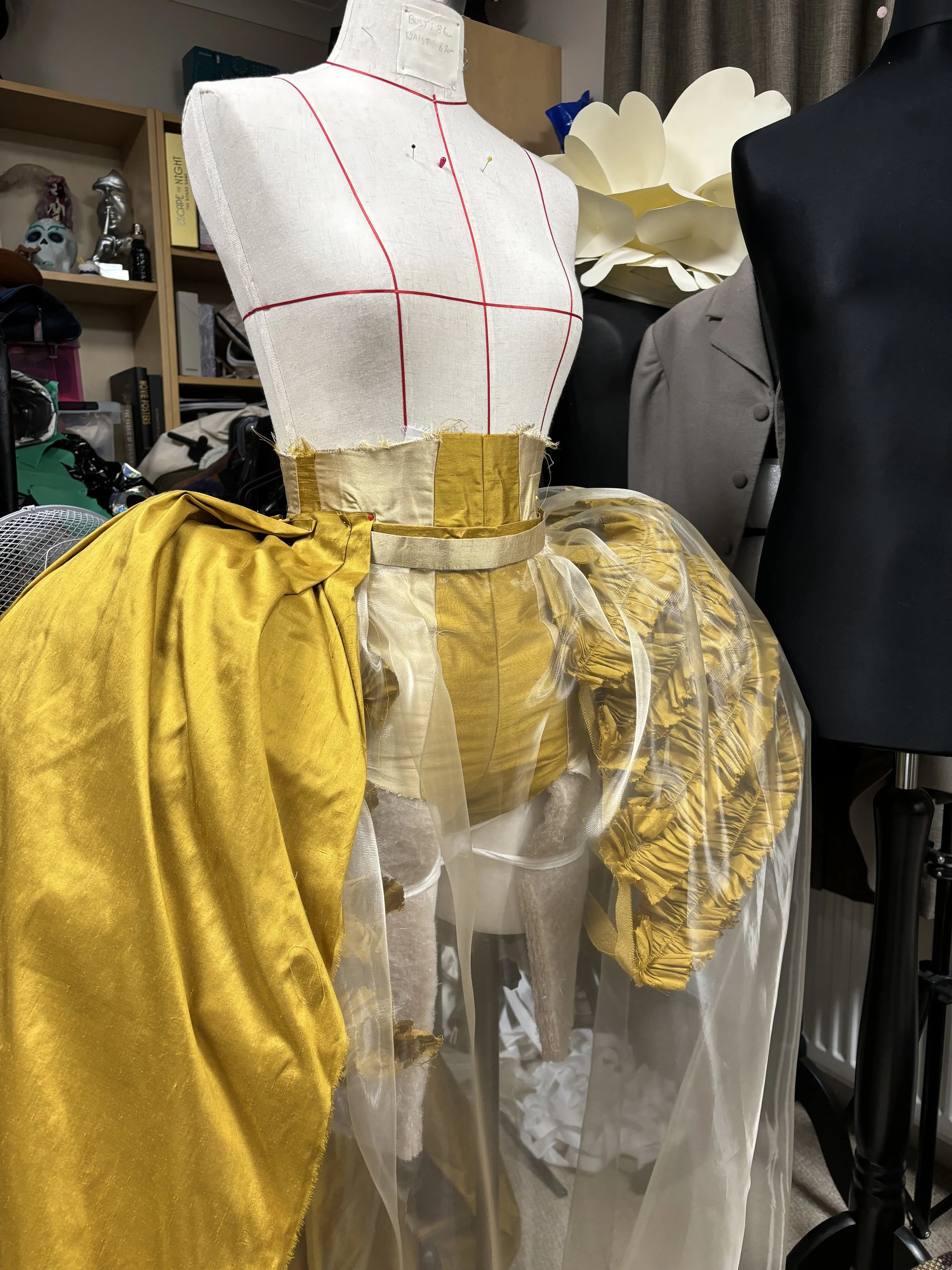 Pineapple Maiden - Warburton Costumes 2024