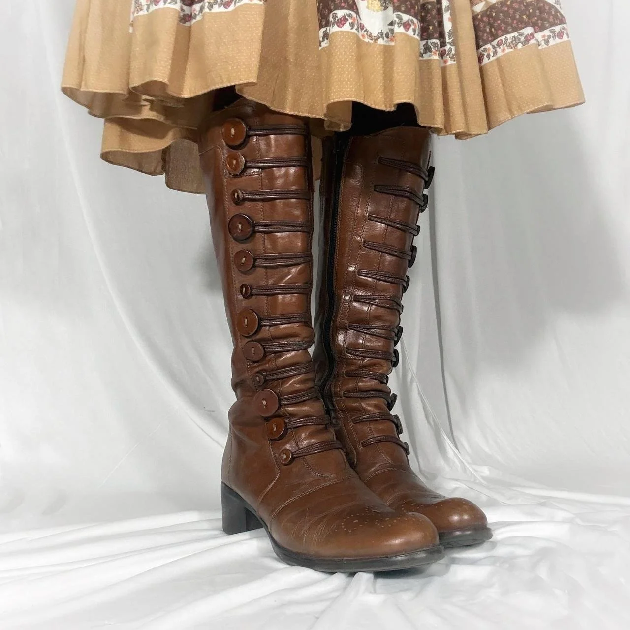 euro vintage leather rust brown button boots