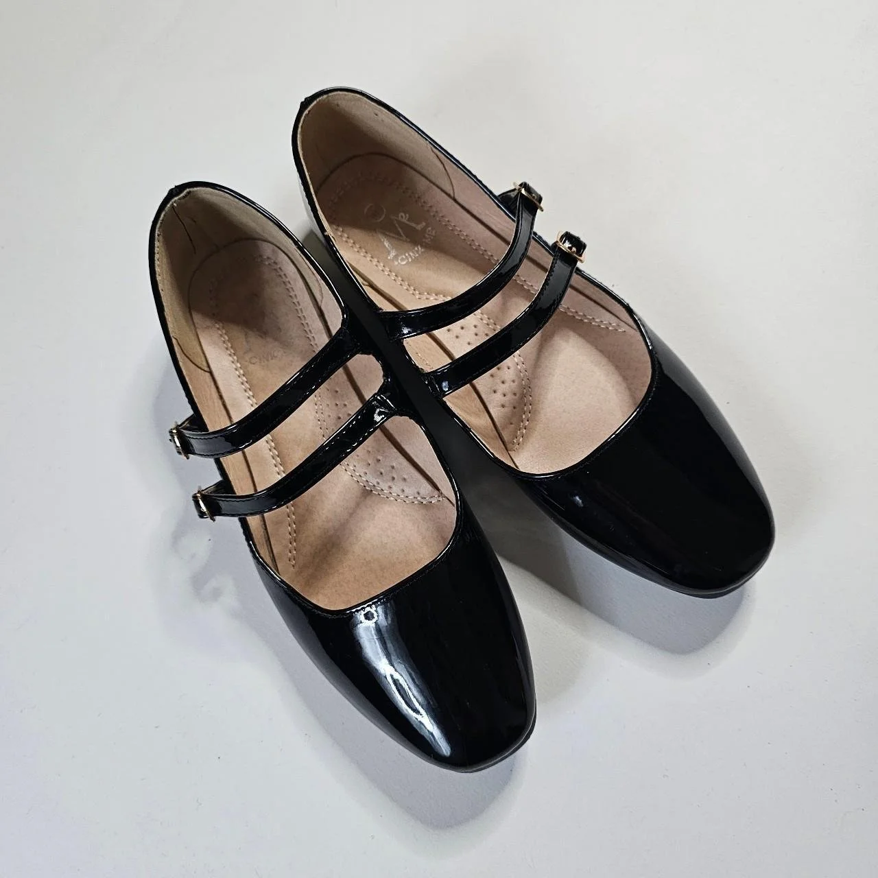 euro vintage black patent leather mary janes with double straps