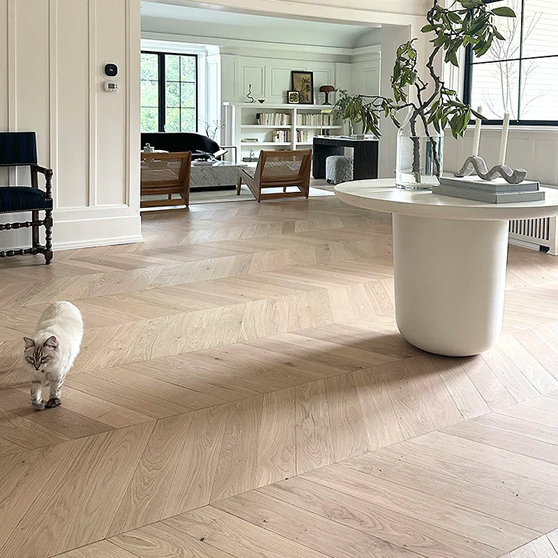 Cosmopolitan Naked Chevron