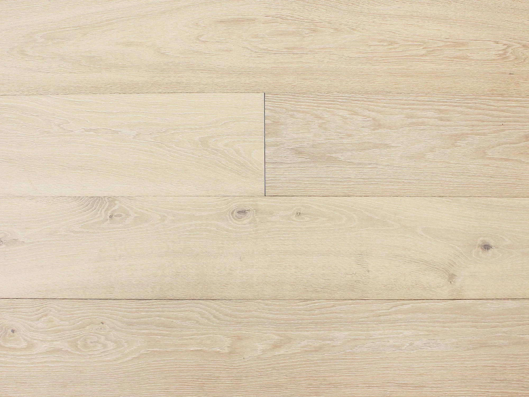 Aura-Hardwood3.webp