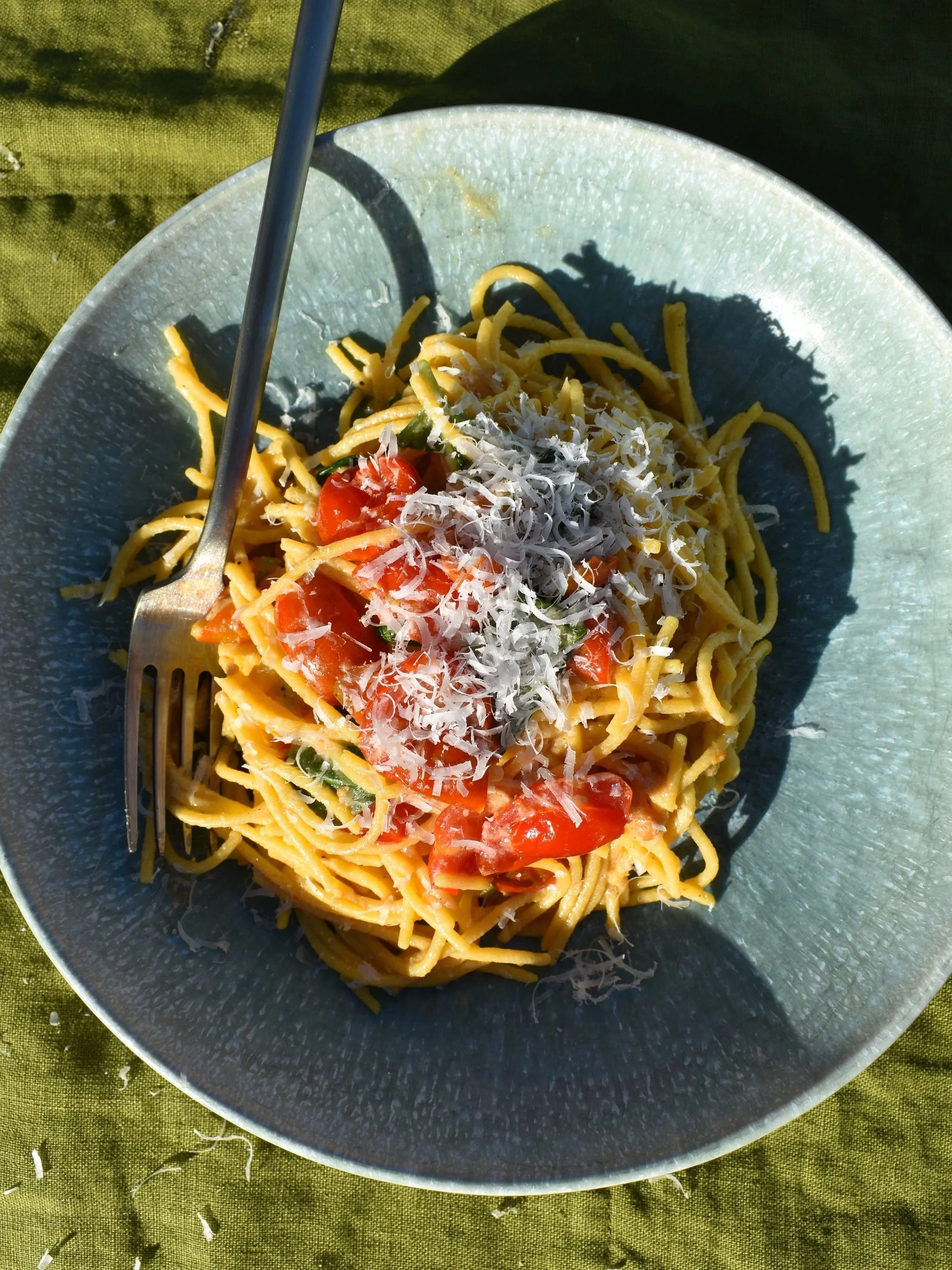 No-Cook Cherry Tomato Pasta