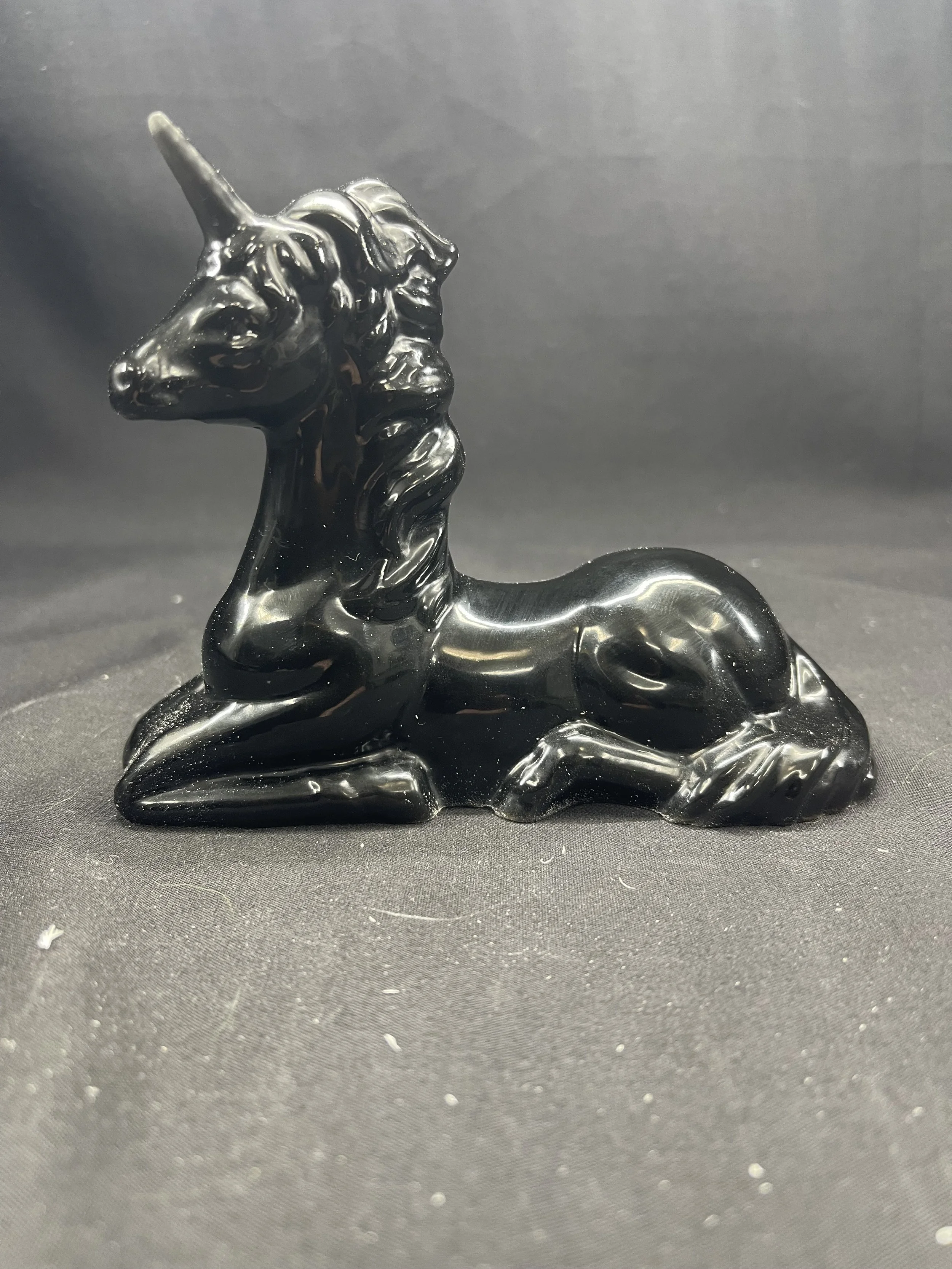 Enchanted Epoxy Resin Unicorn Sculpture-IN0103