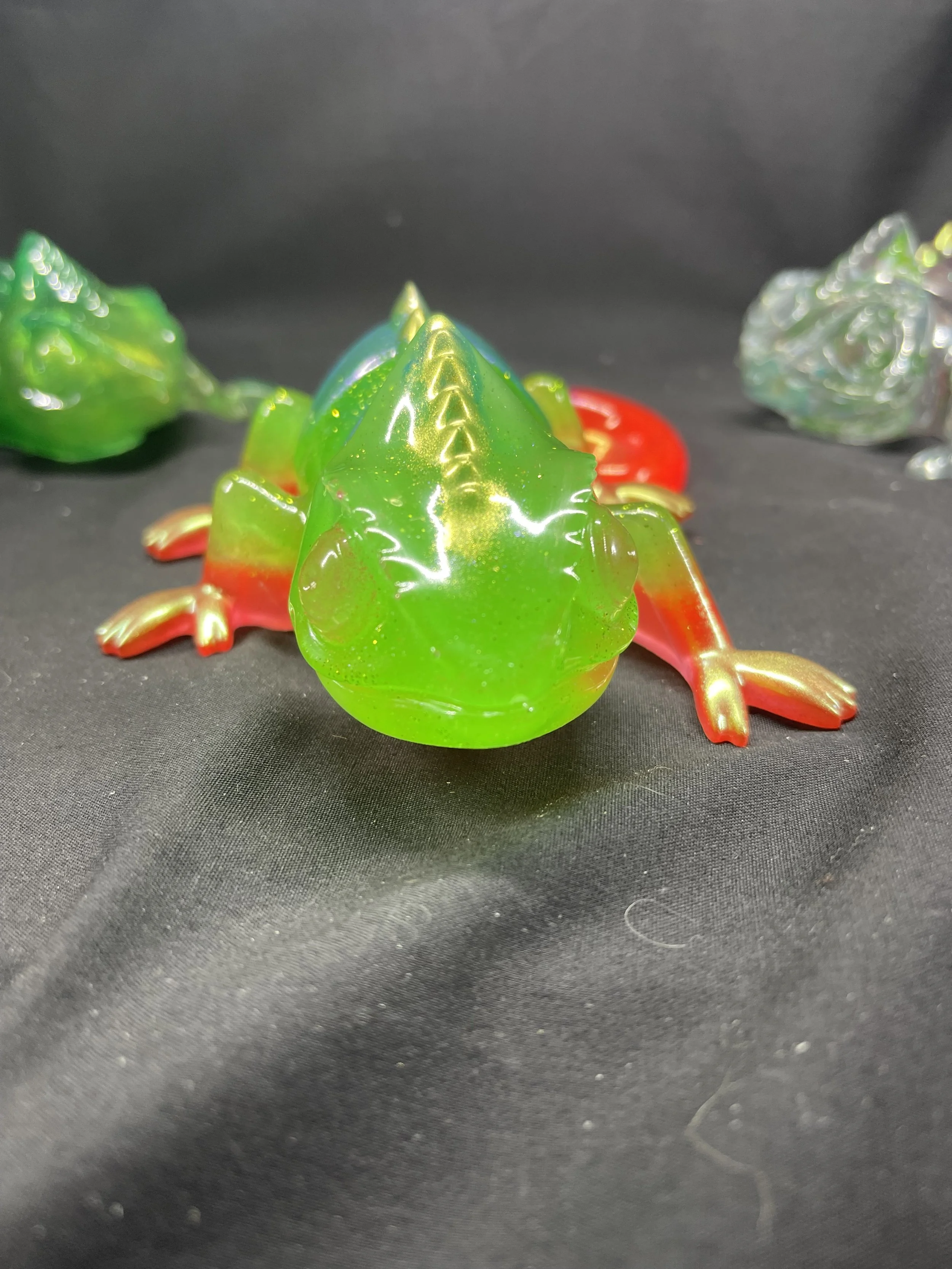 Vivid Epoxy Chameleon Sculpture that glows-IN0097