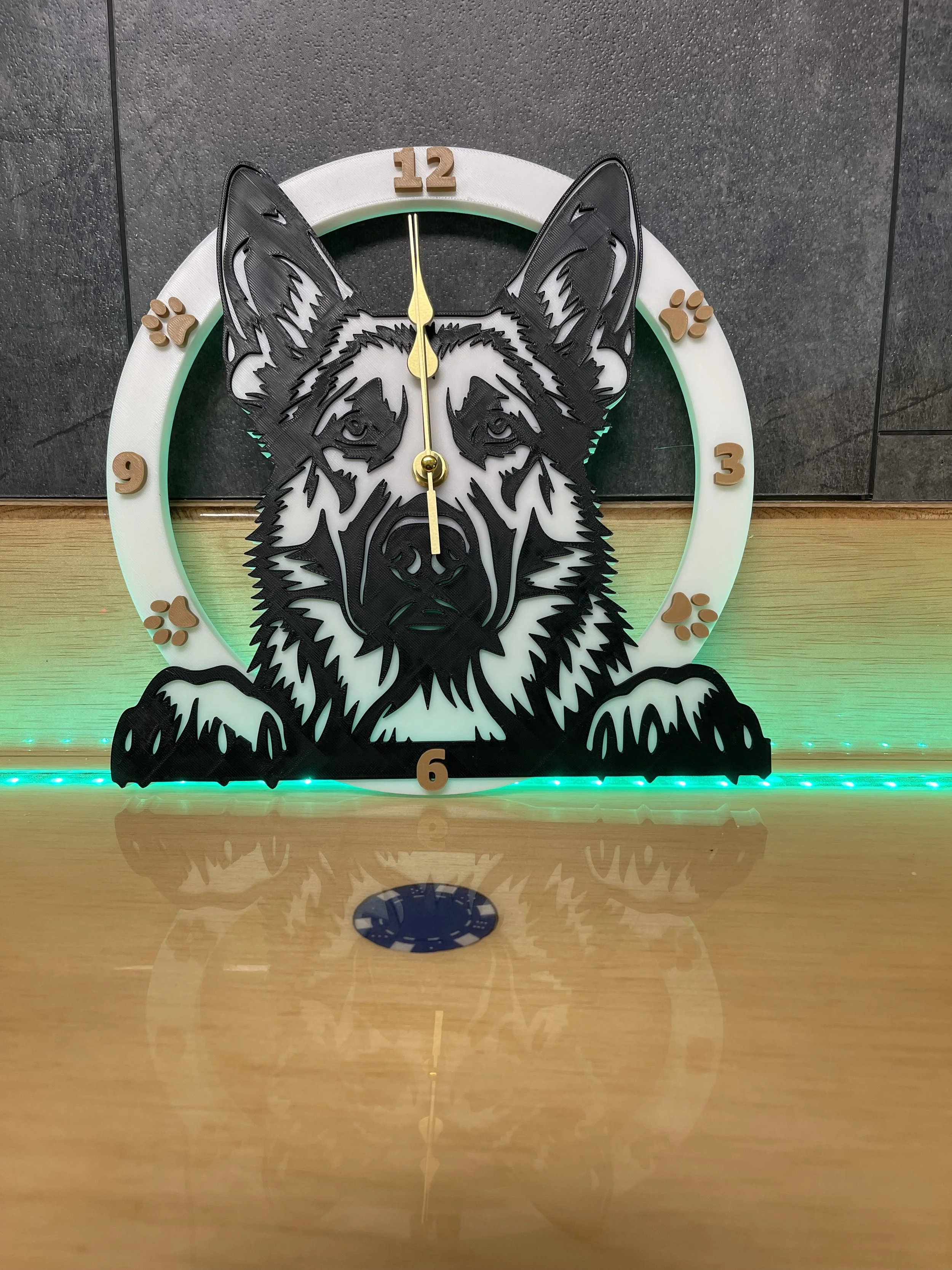 GERMAN SHEPHERD WALL CLOCK-IN0058