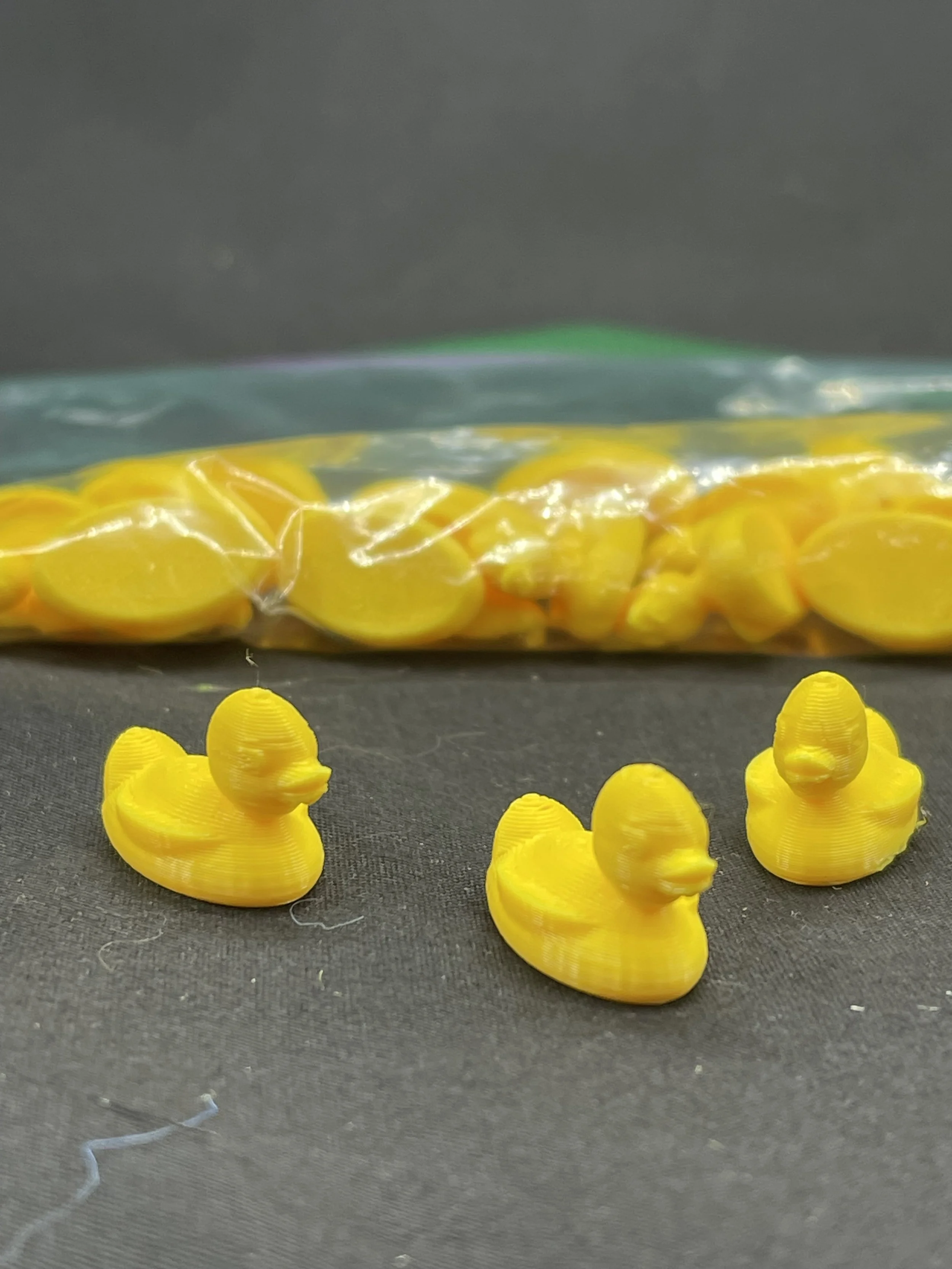 BAG OF 25 MINI DUCKS-IN0050