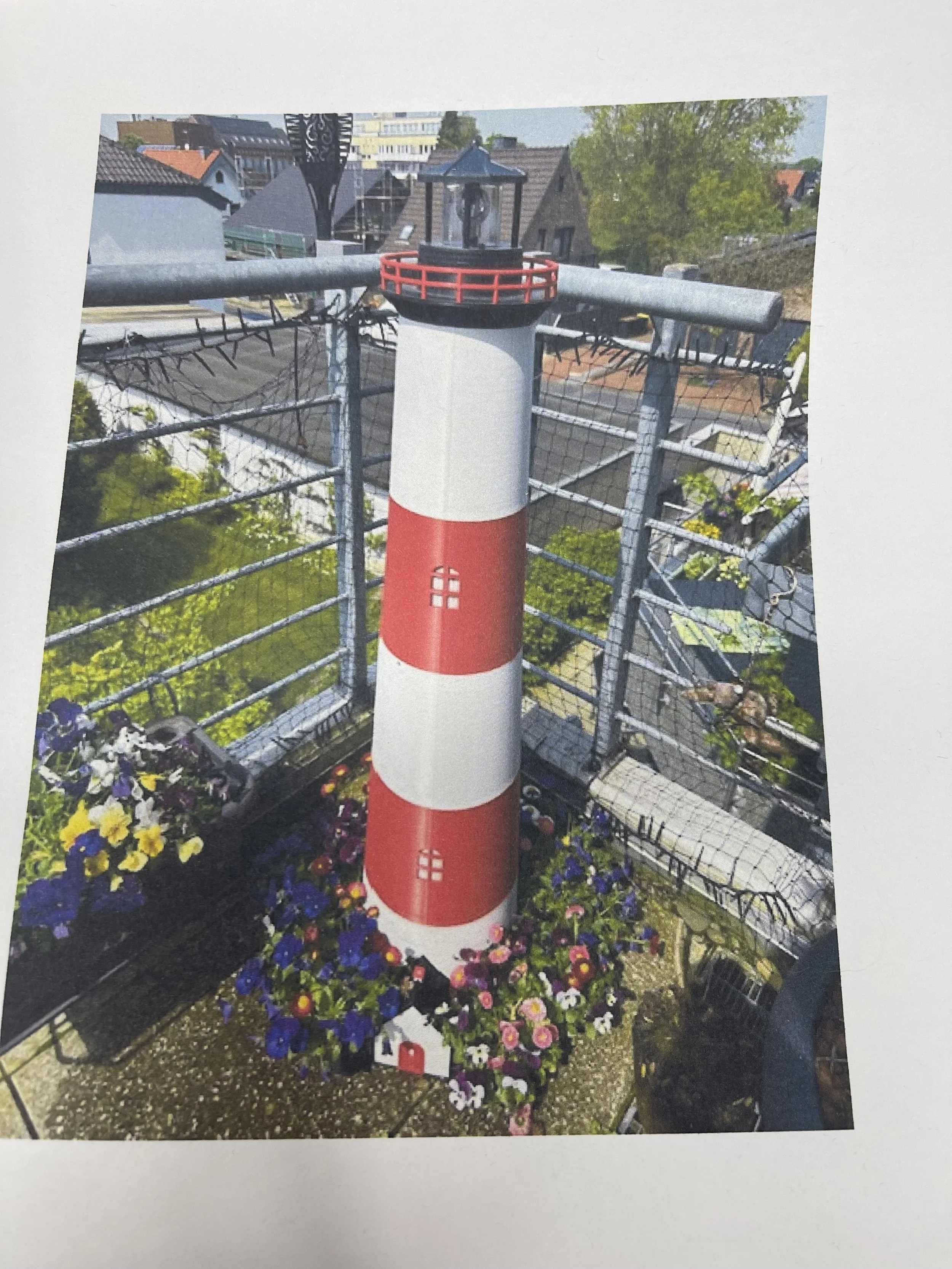 GARDEN LIGHTHOUSE- IN004