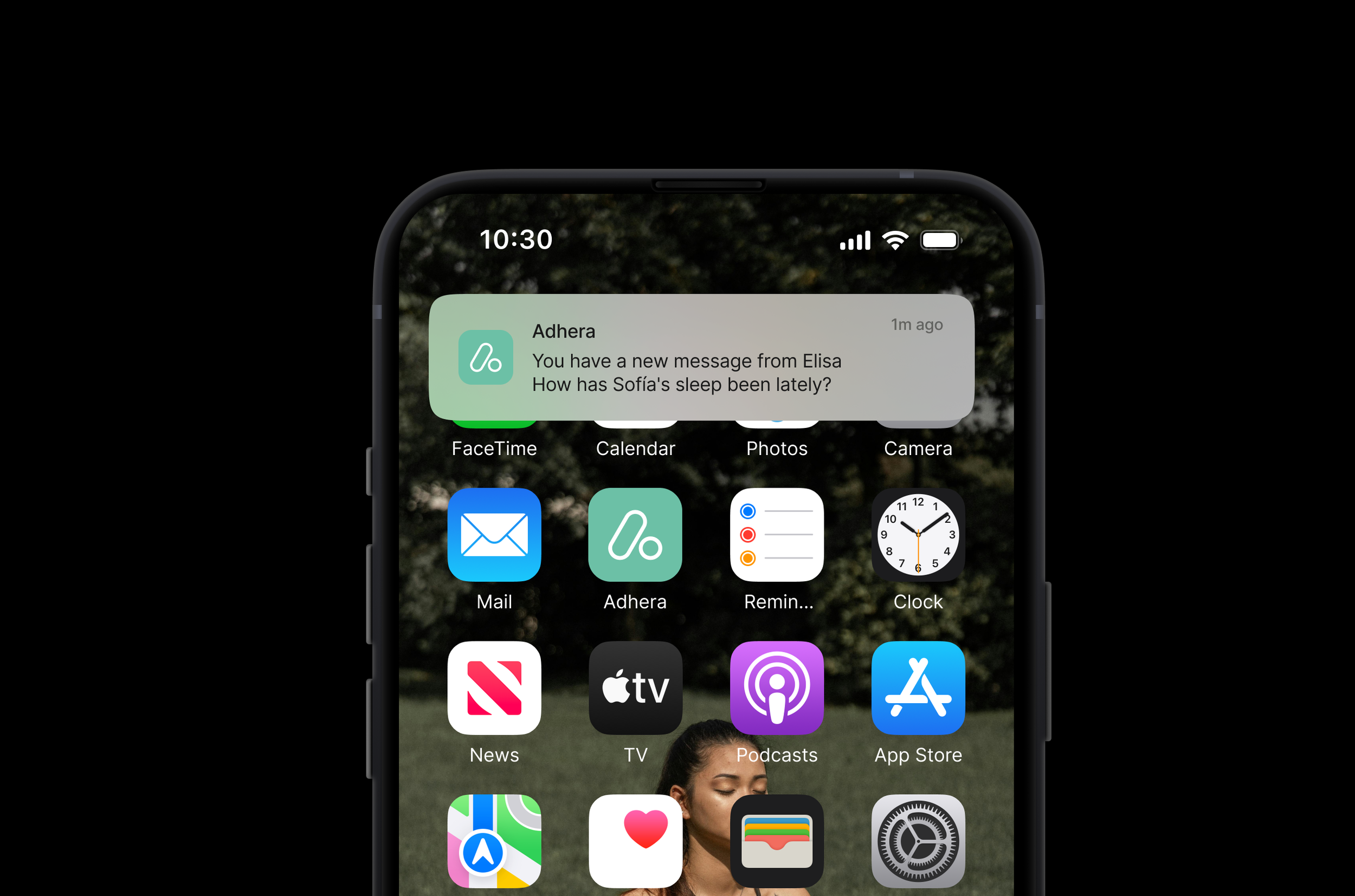 iPhone home screen displaying various app icons including Mail, FaceTime, Calendar, Photos, Camera, Reminders, Clock, News, TV, Podcasts, App Store, Maps, Health, Wallet, and Settings. A notification from Adhera shows a message from Elisa asking about Sofia's sleep.
