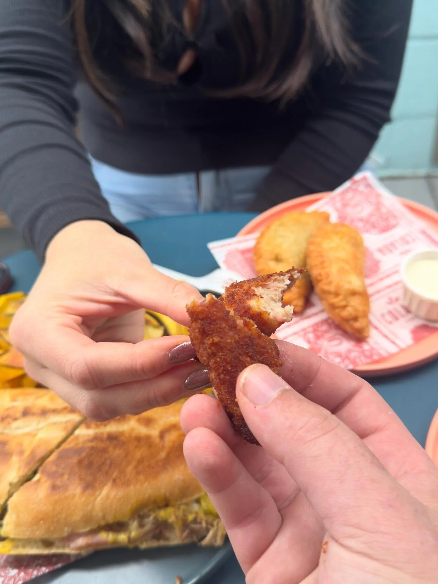 Ham cheers with @rebeccaelizabeth_26 !!!
#washingtondc