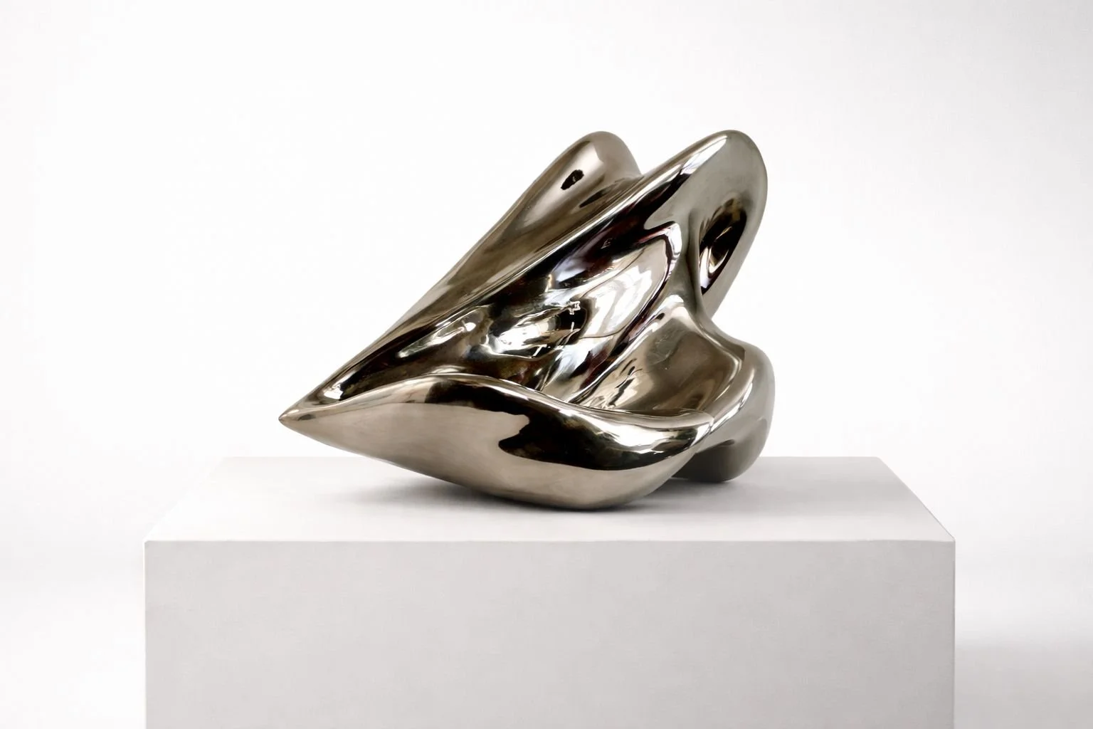 yoko-kubrick-talaria-contemporary-stainless-steel-sculpture.jpg.jpg