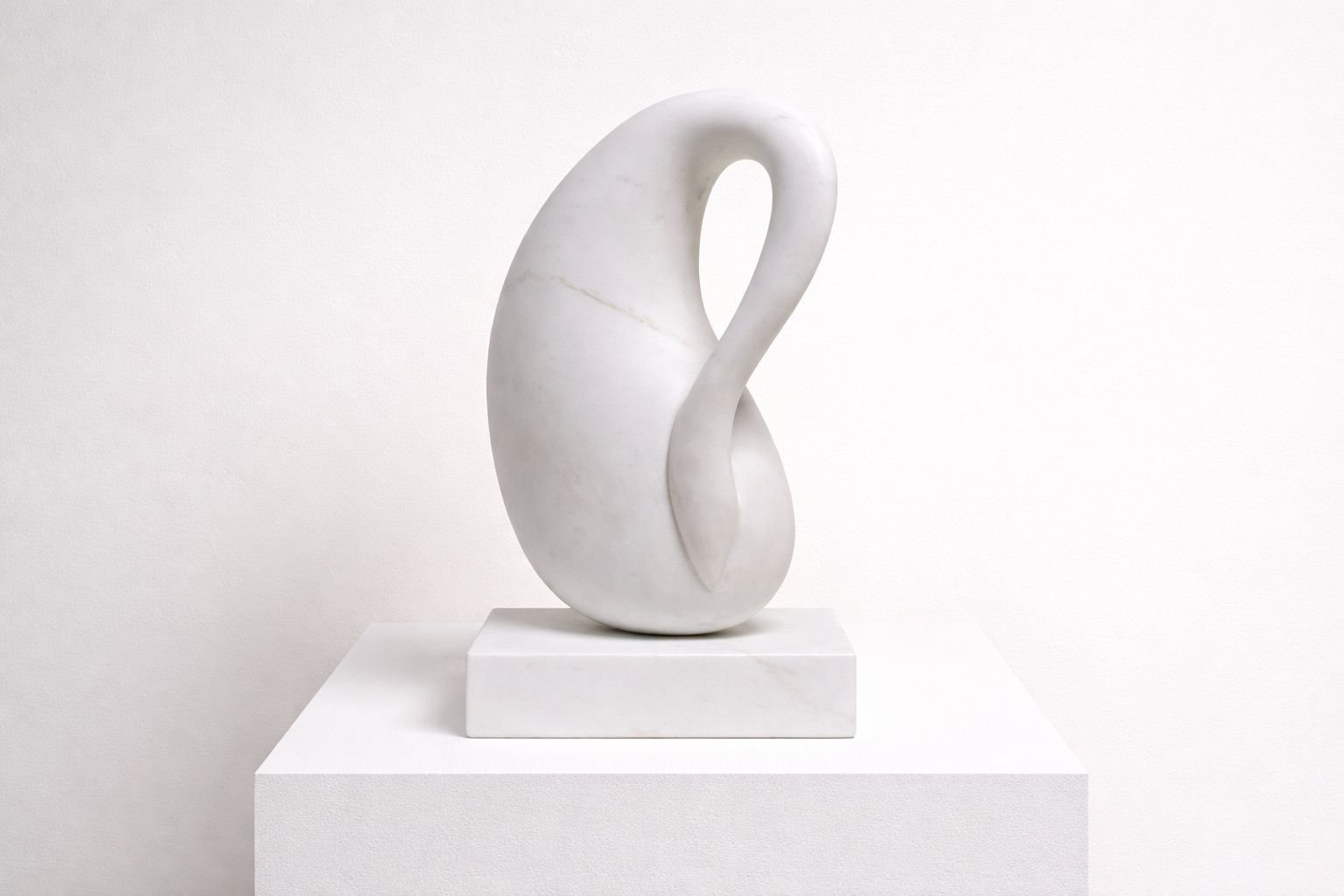 yoko-kubrick-swan-song-contemporary-marble-sculpture.jpg
