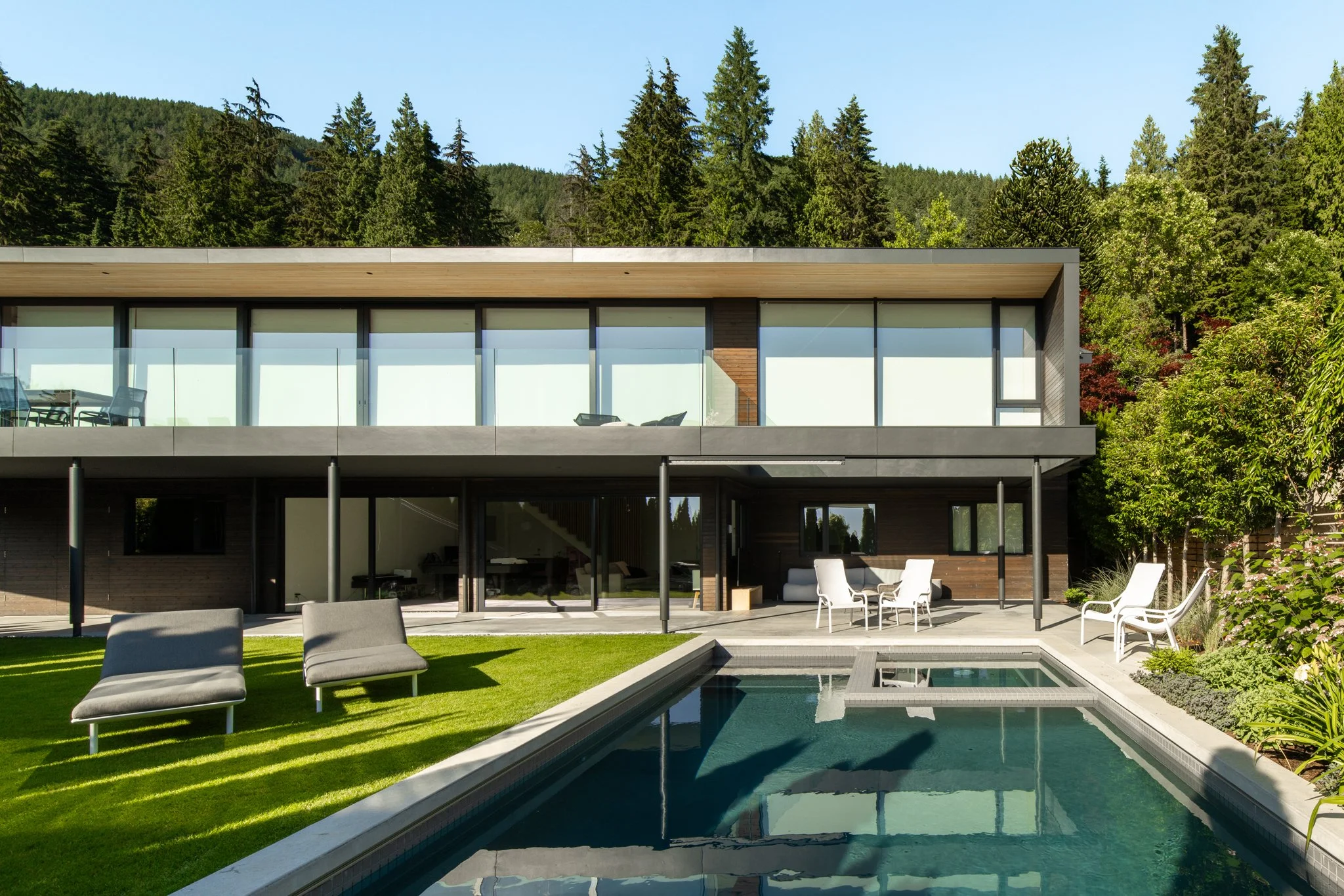 Free-Form-Landscapes-Francisco-Ct-Residence-1088.jpg