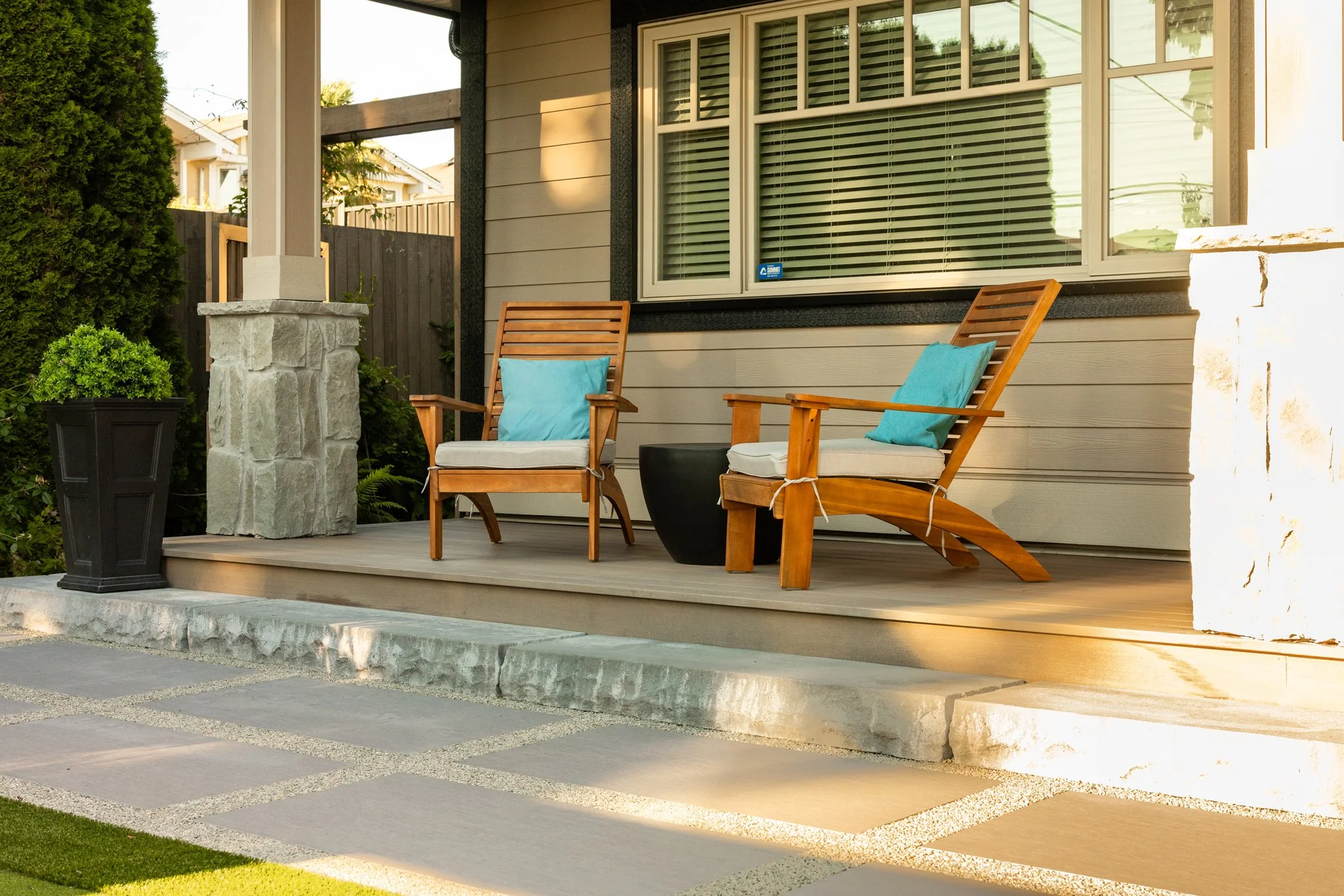 Free-Form-Landscapes-William-Ave-Residence-1076.jpg