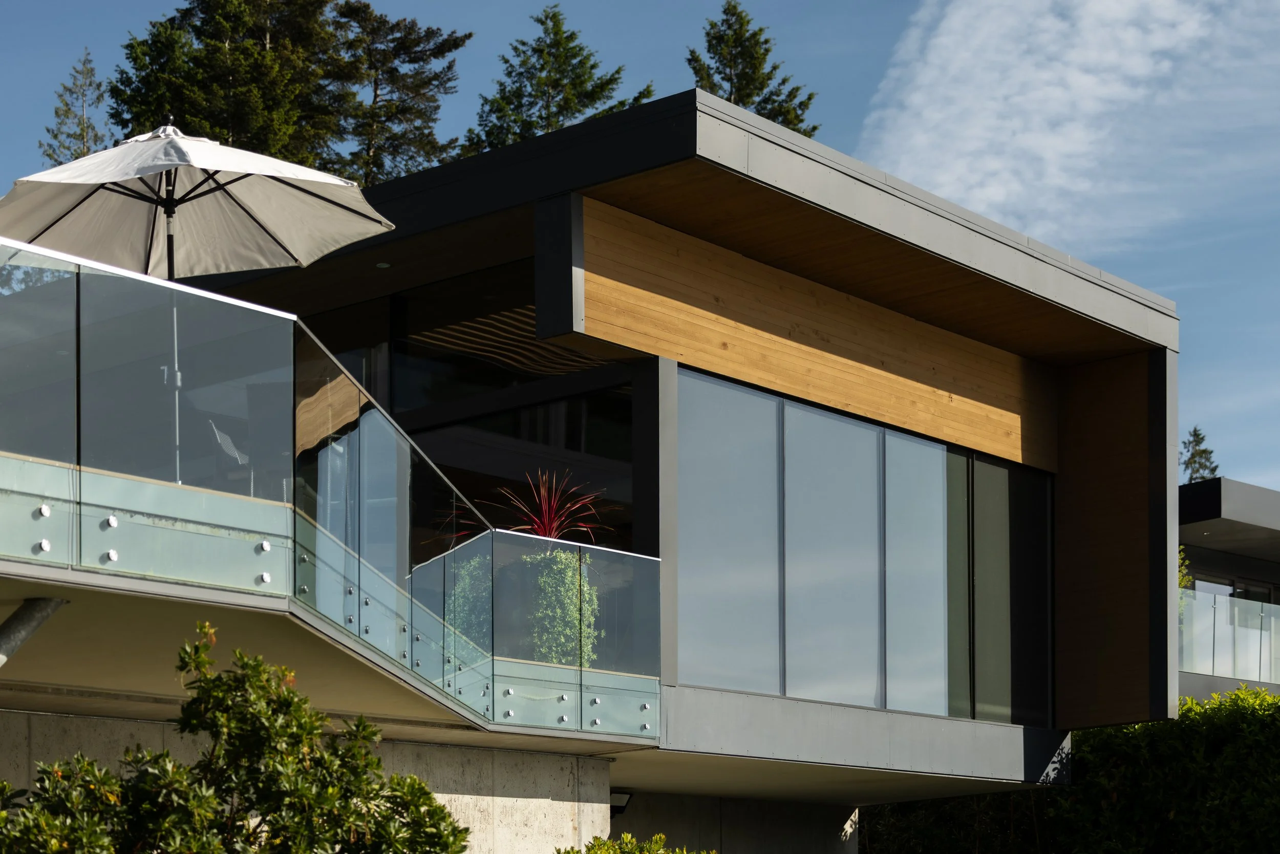 FFL-West-Vancouver-Whytecliff-Residence-Previews-1021.jpg