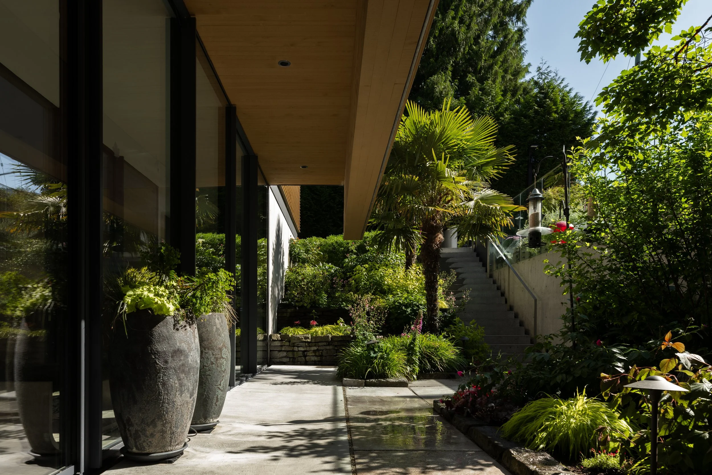 FFL-West-Vancouver-Whytecliff-Residence-Previews-1002.jpg