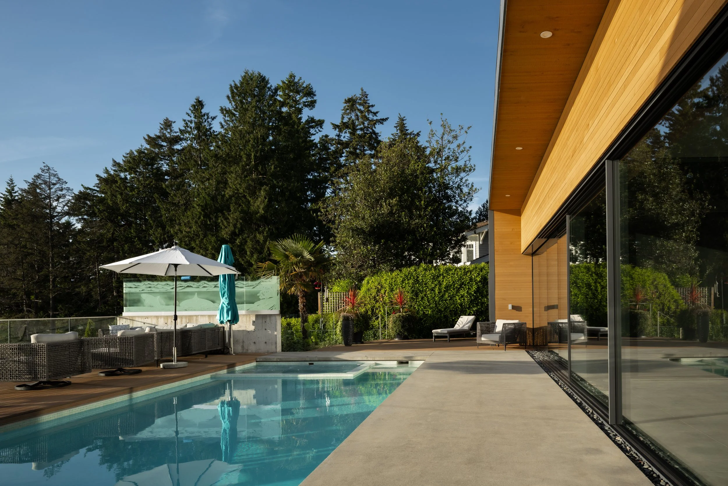 FFL-West-Vancouver-Whytecliff-Residence-Previews-1016.jpg