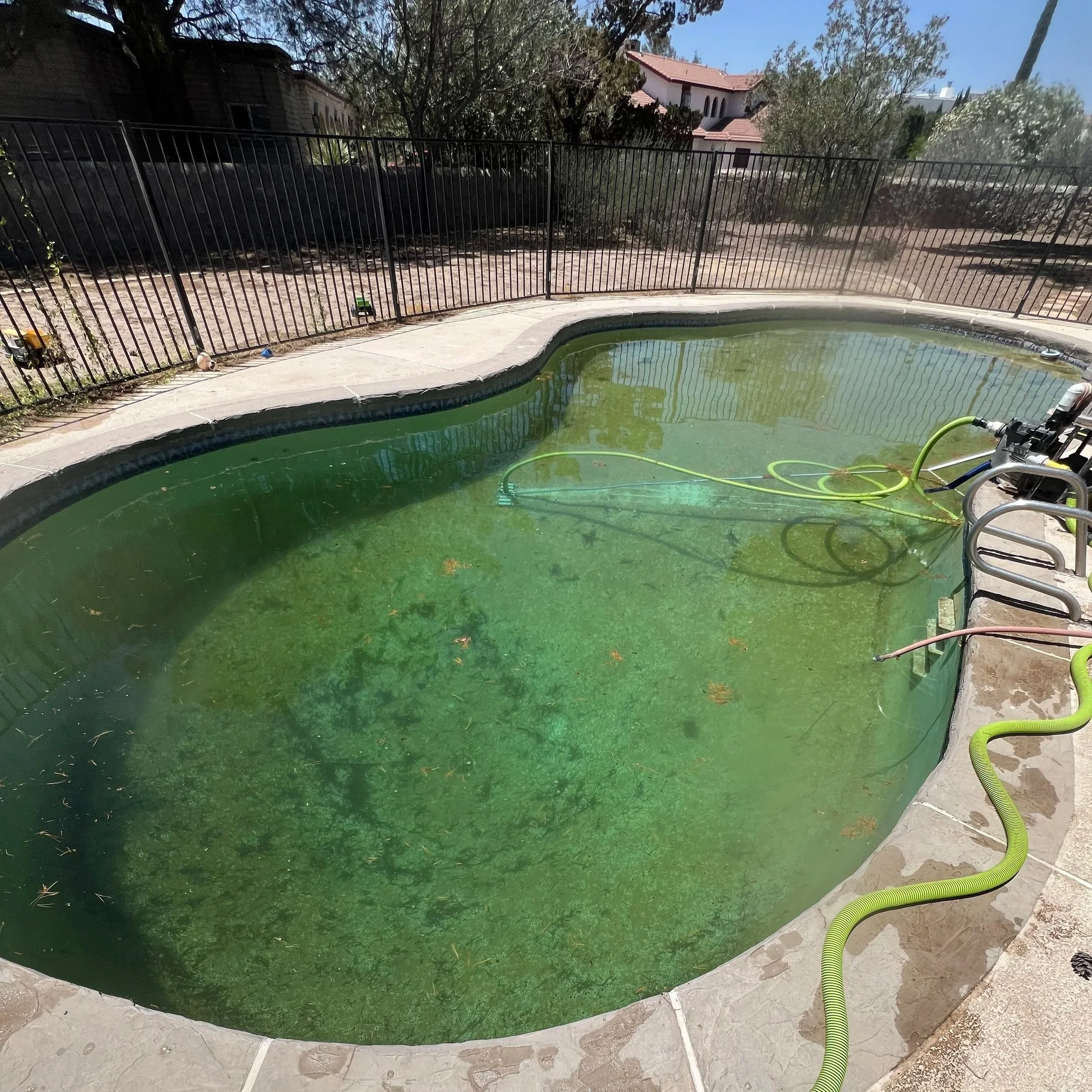 Open / Close your pool