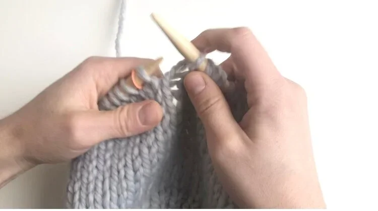 How to Knit in the Round