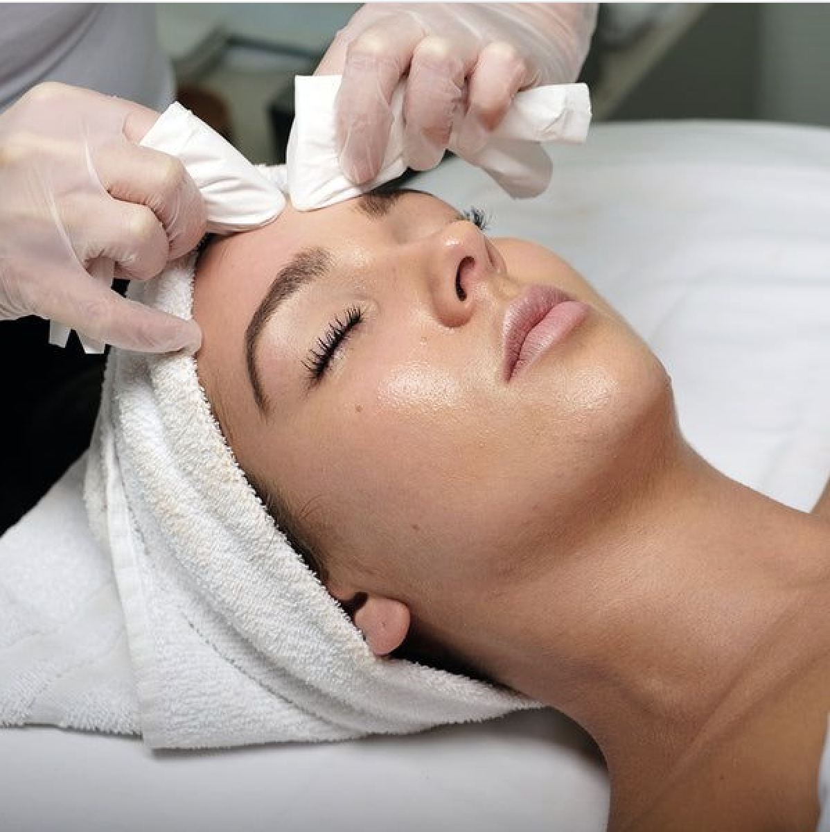 Deep Cleansing / Acne Reset Facial