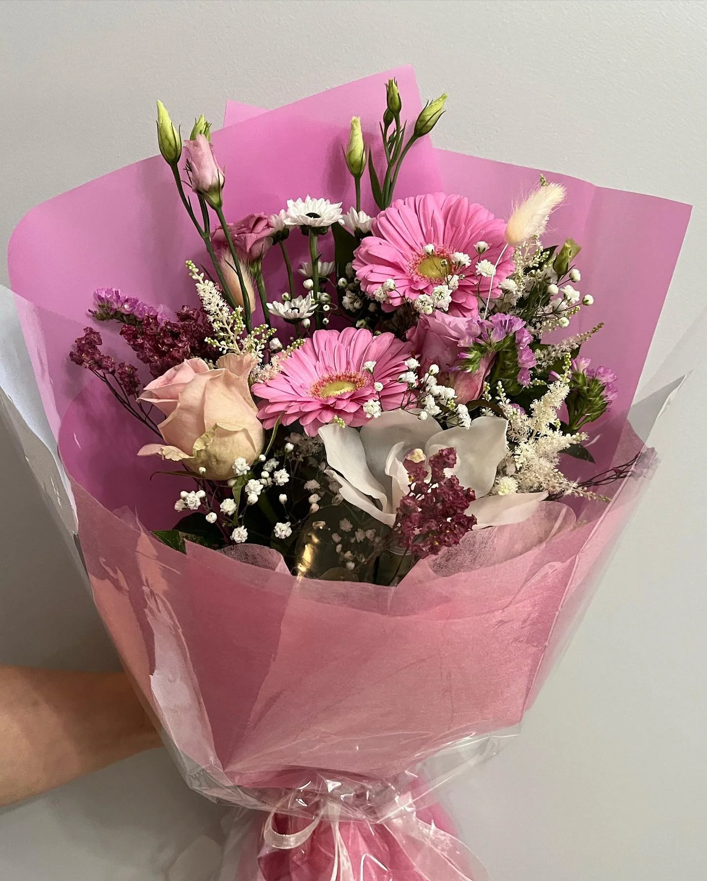 let flowers speak your emotions. order now! 🎓💗

🏷️ $50 tax included